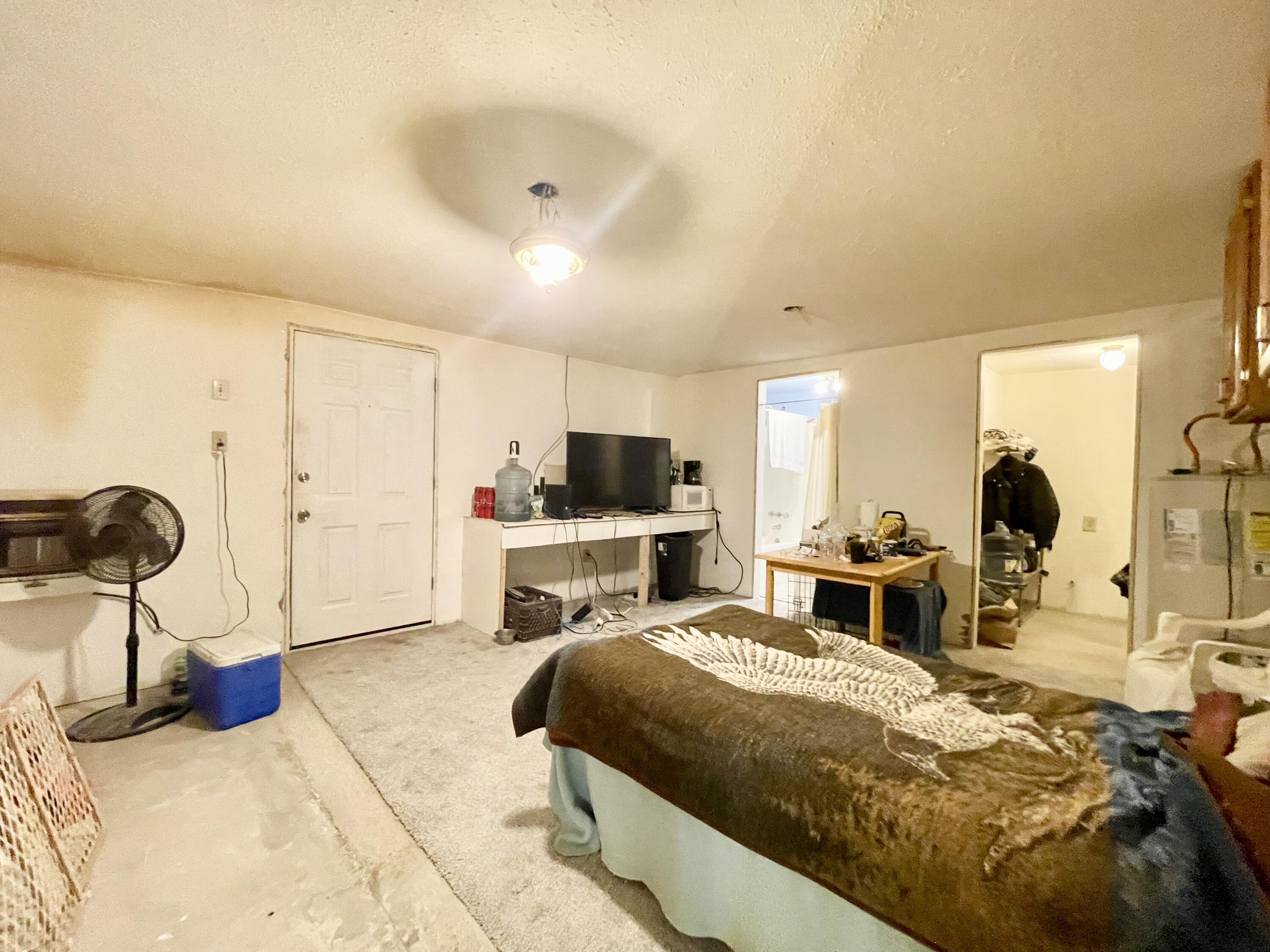 Photo 18 — 61 SORREL Avenue