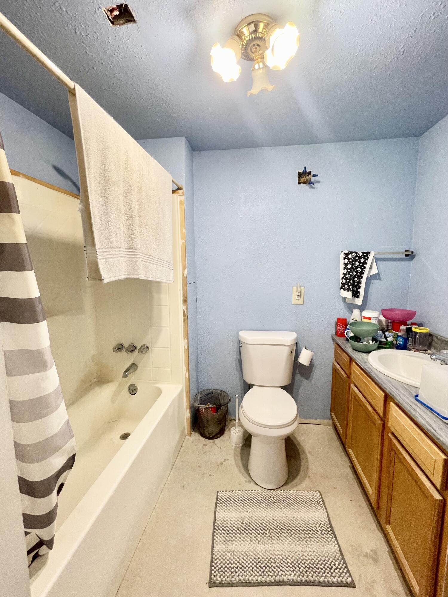 Photo 17 — 61 SORREL Avenue