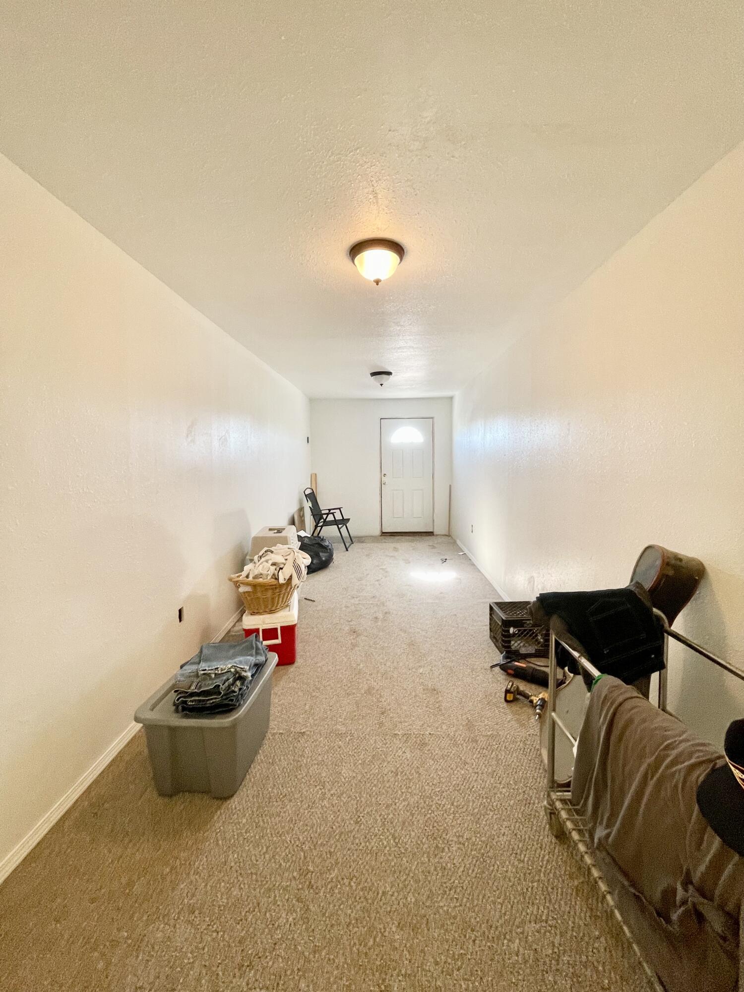 Photo 14 — 61 SORREL Avenue