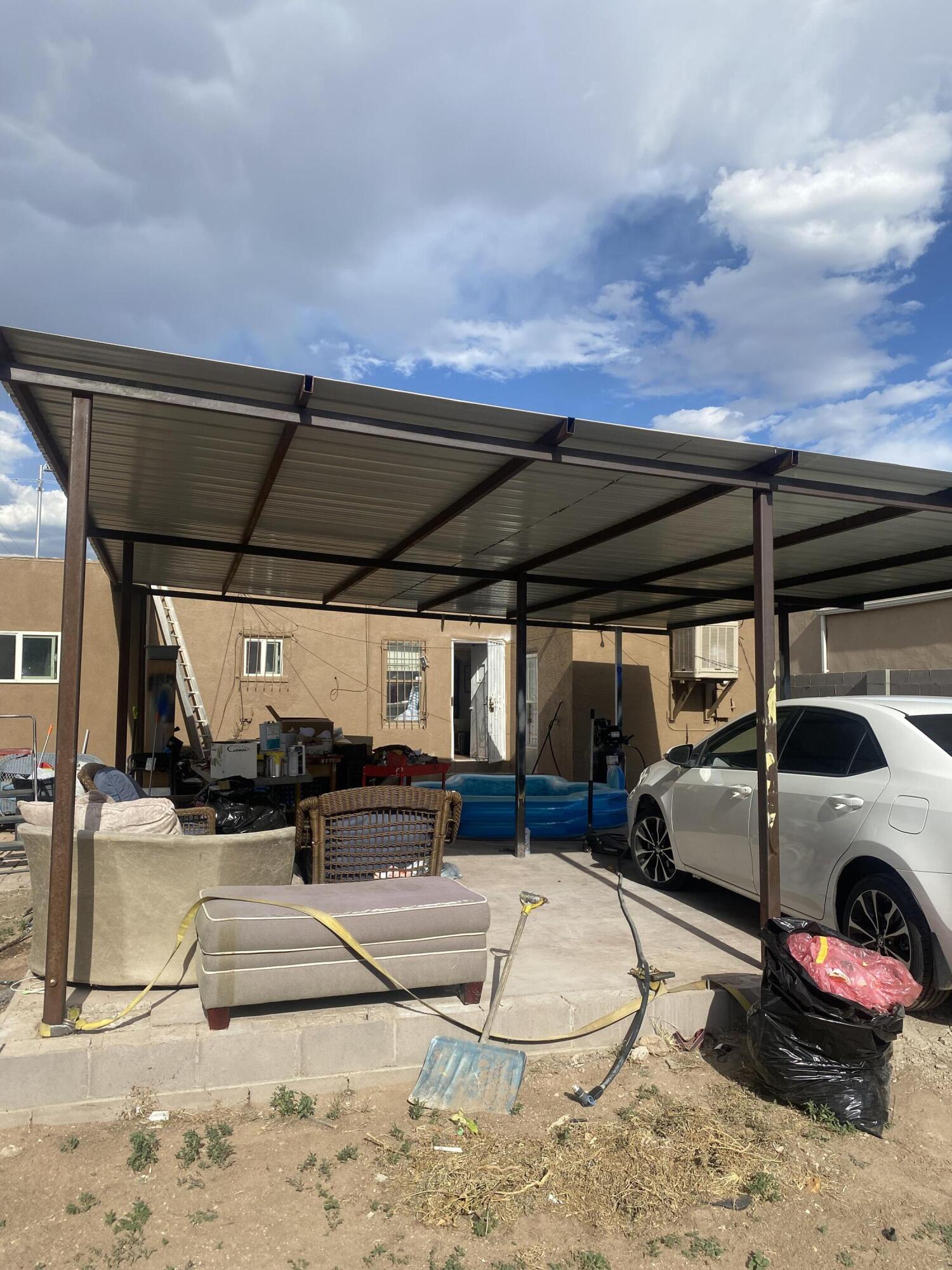 Photo 2 — 503 San Pedro Drive SE