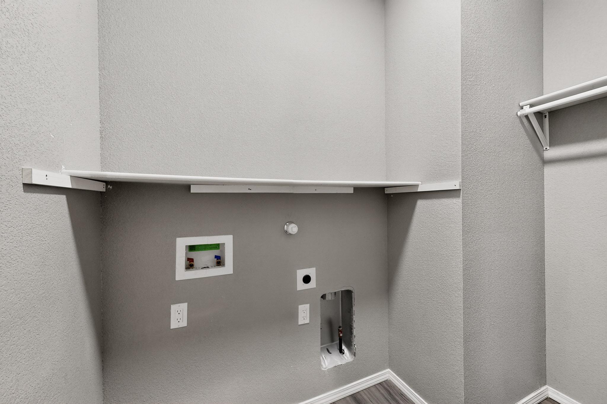 Photo 4 — 5714 PINNACLE PEAK Court NW