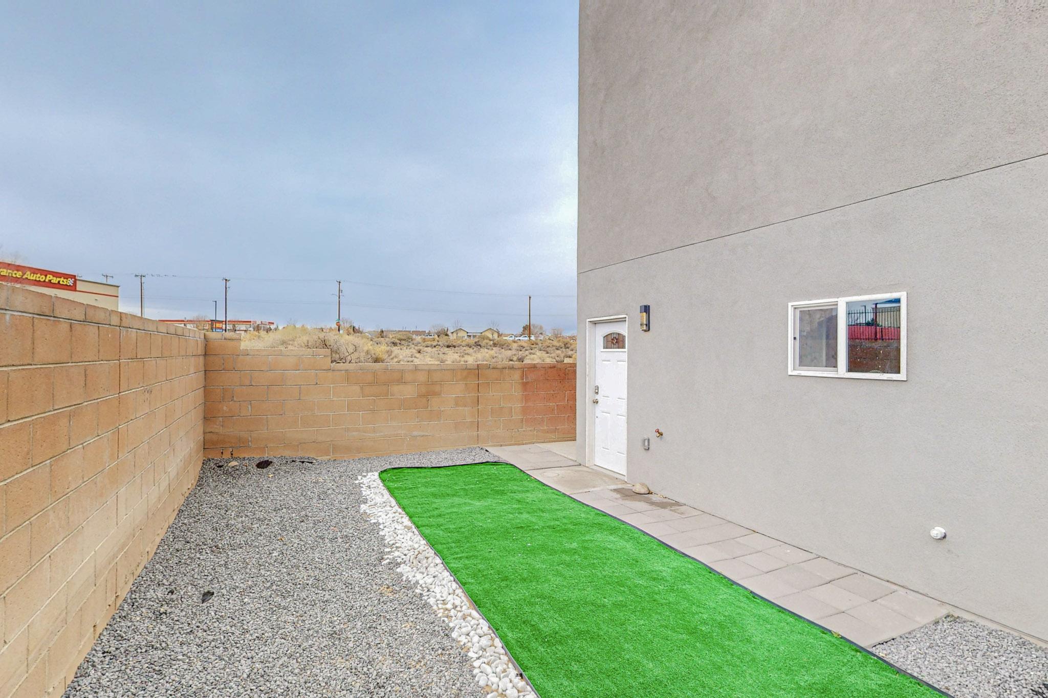 Photo 12 — 5714 PINNACLE PEAK Court NW