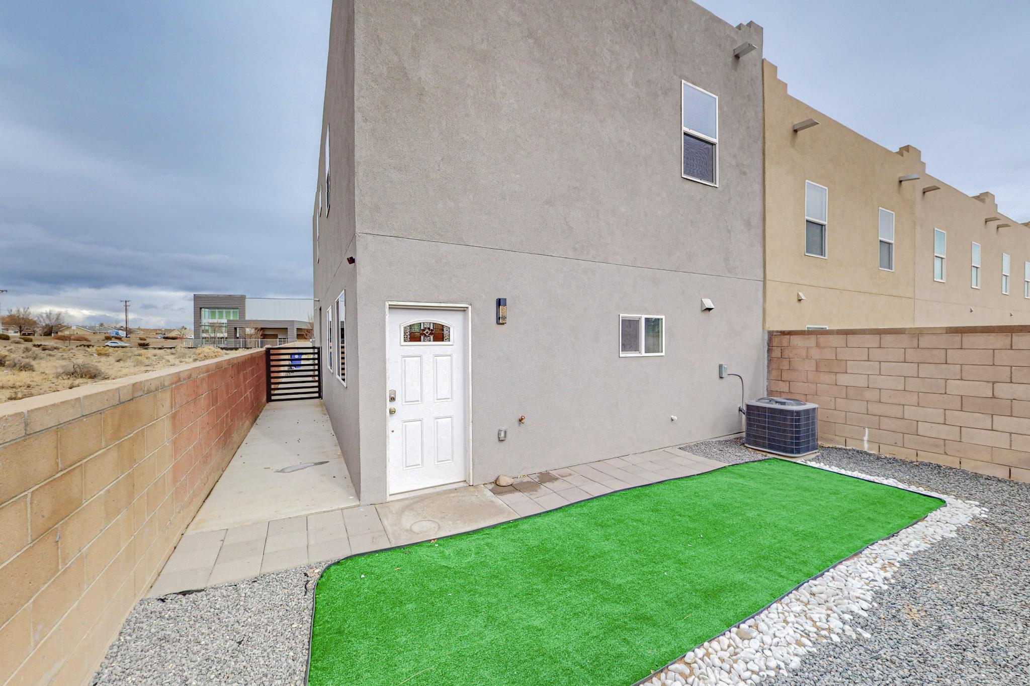 Photo 13 — 5714 PINNACLE PEAK Court NW
