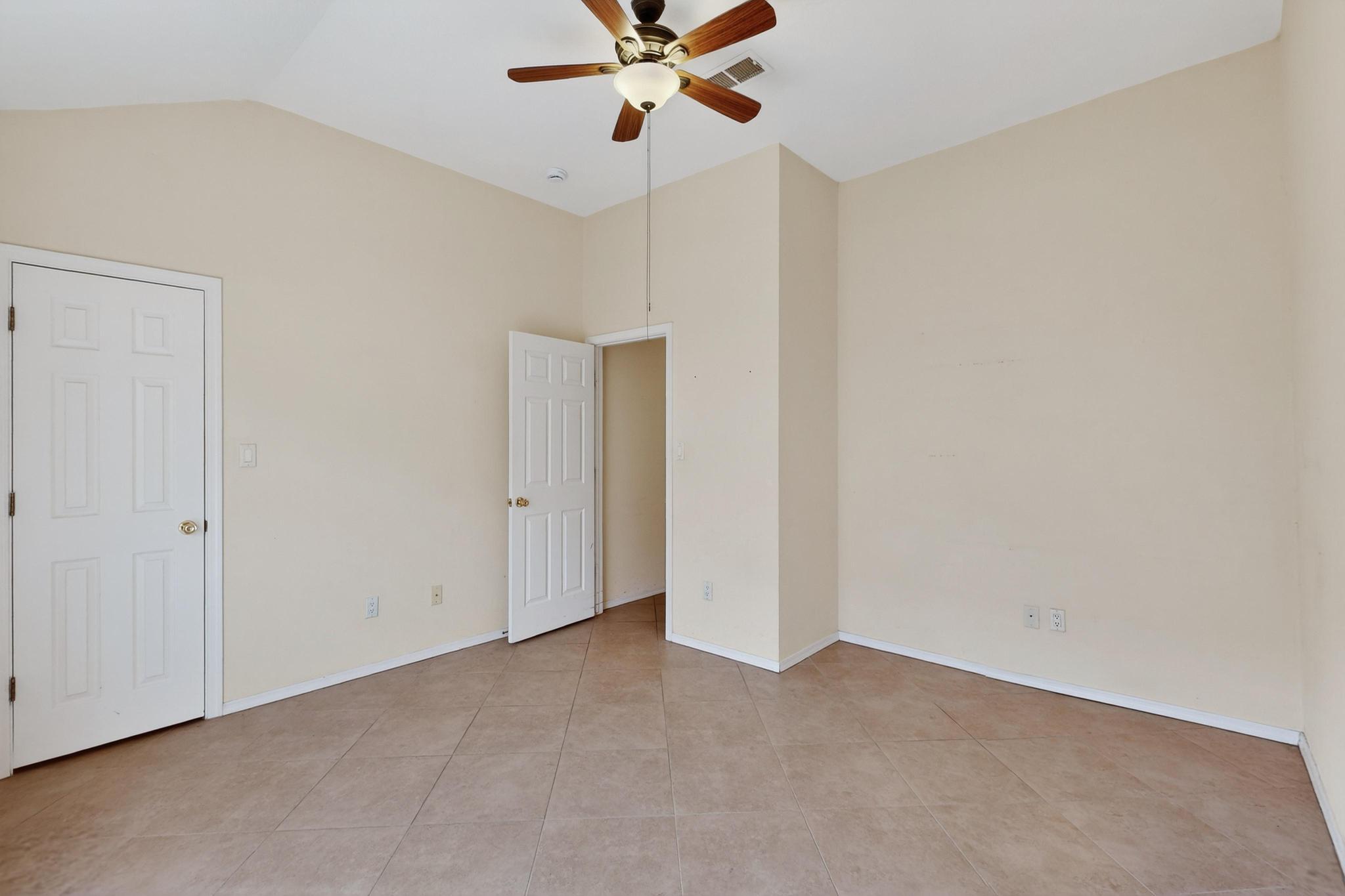 Photo 13 — 9232 JILL PATRICIA Street NW