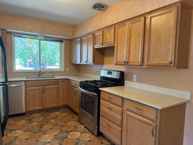 Photo 4 — 802 Sunset Street