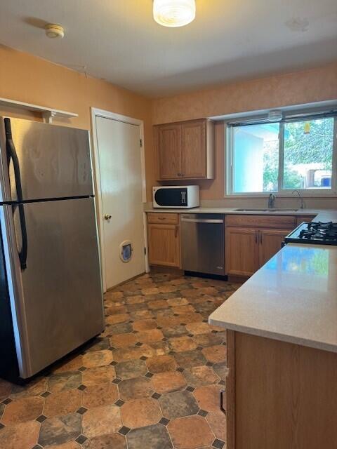 Photo 5 — 802 Sunset Street