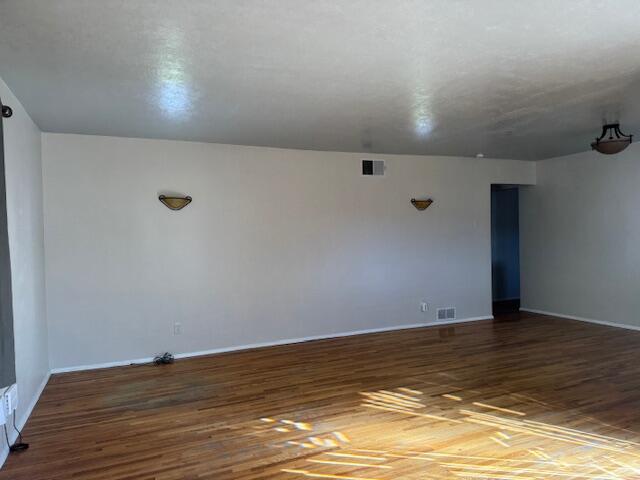 Photo 6 — 802 Sunset Street