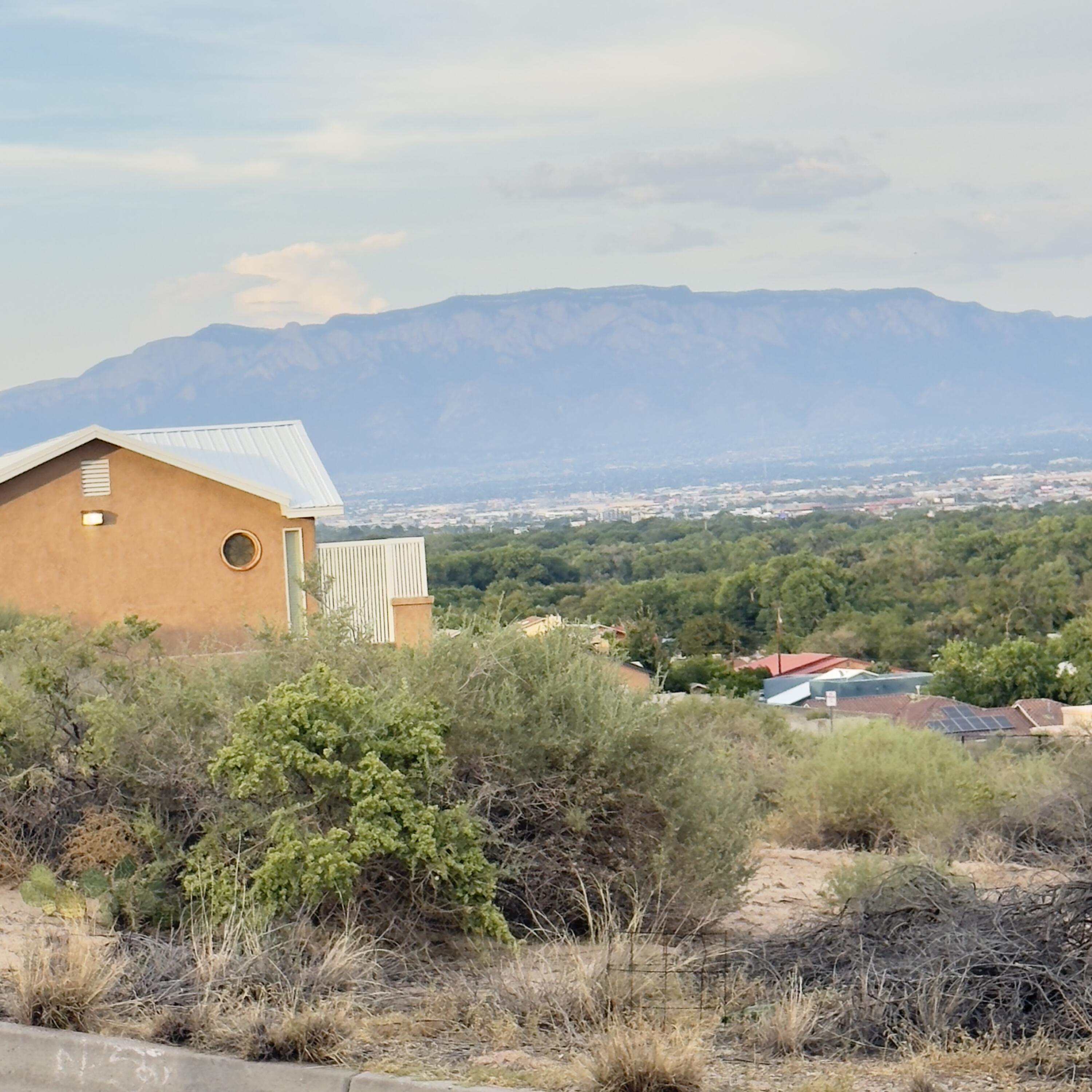 Photo 4 — 505 LA BAJADA Court NW