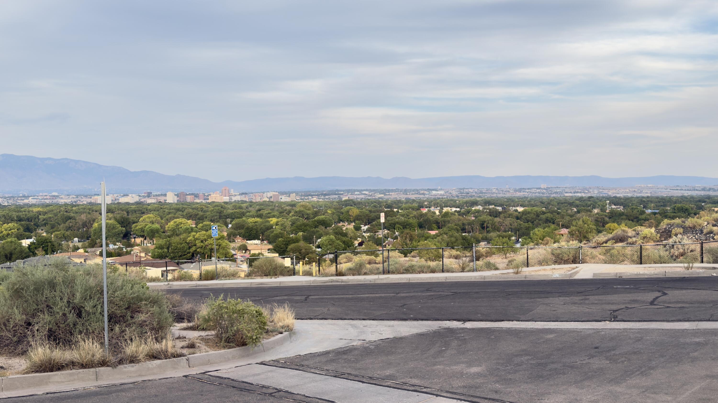 Photo 17 — 505 LA BAJADA Court NW