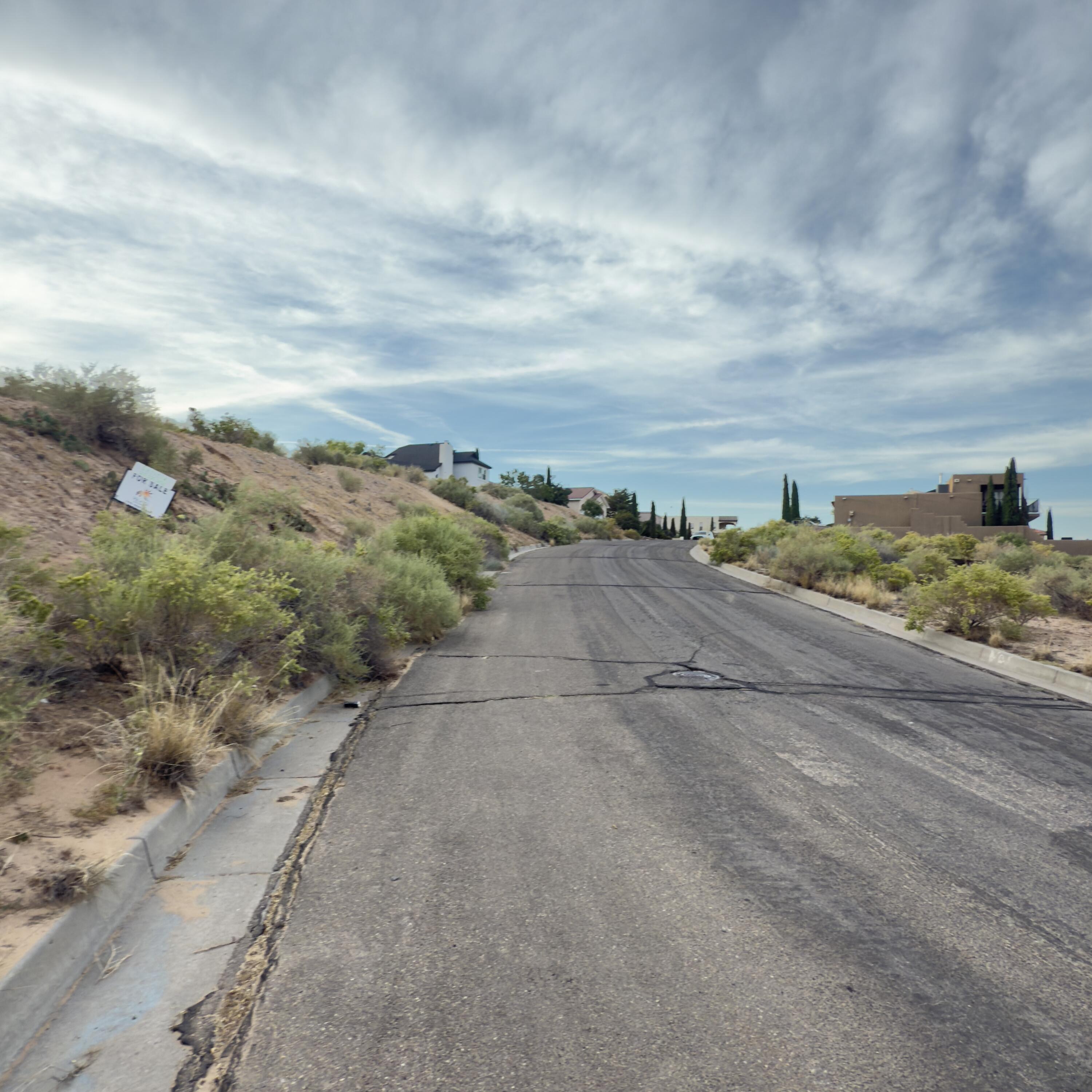 Photo 18 — 505 LA BAJADA Court NW