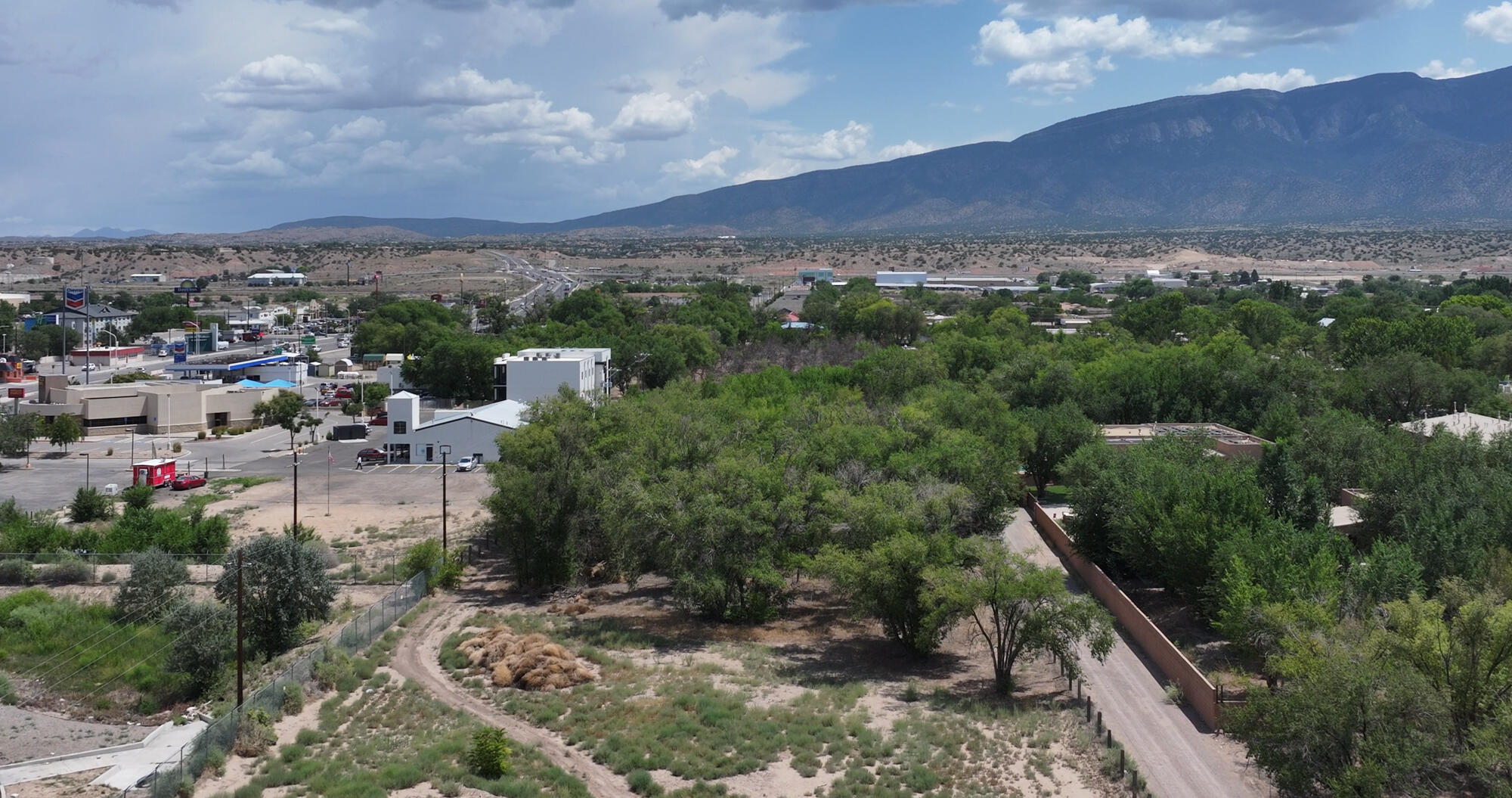 Photo 14 — 127 S CAMINO DEL PUEBLO