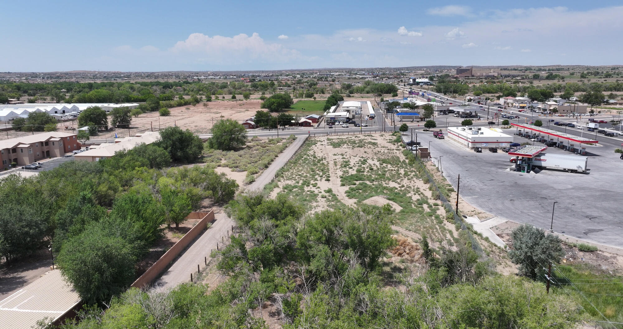Photo 9 — 127 S CAMINO DEL PUEBLO