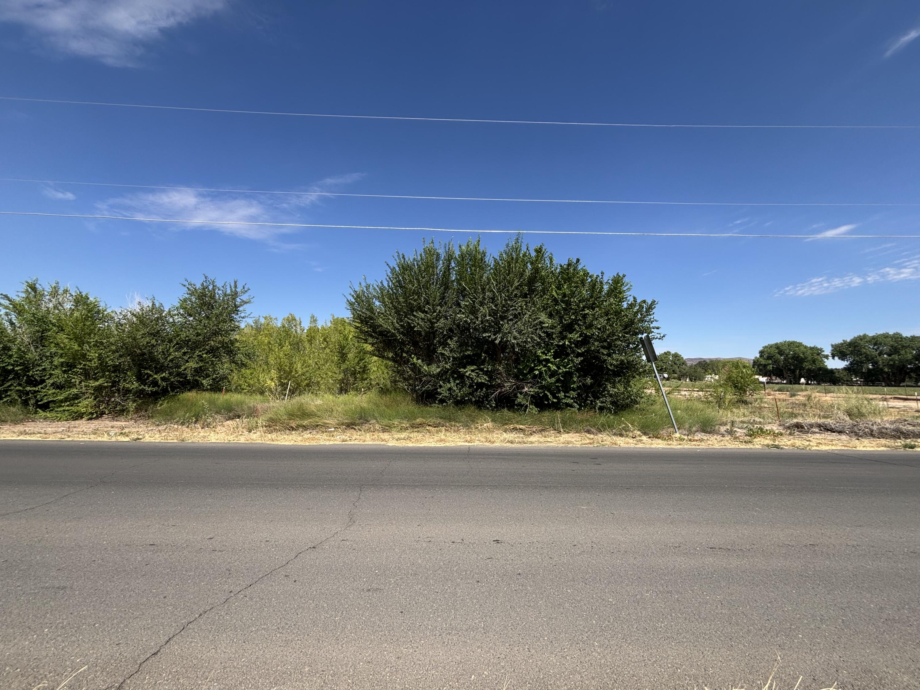  DARLA Drive, Los Lunas, NM 87031