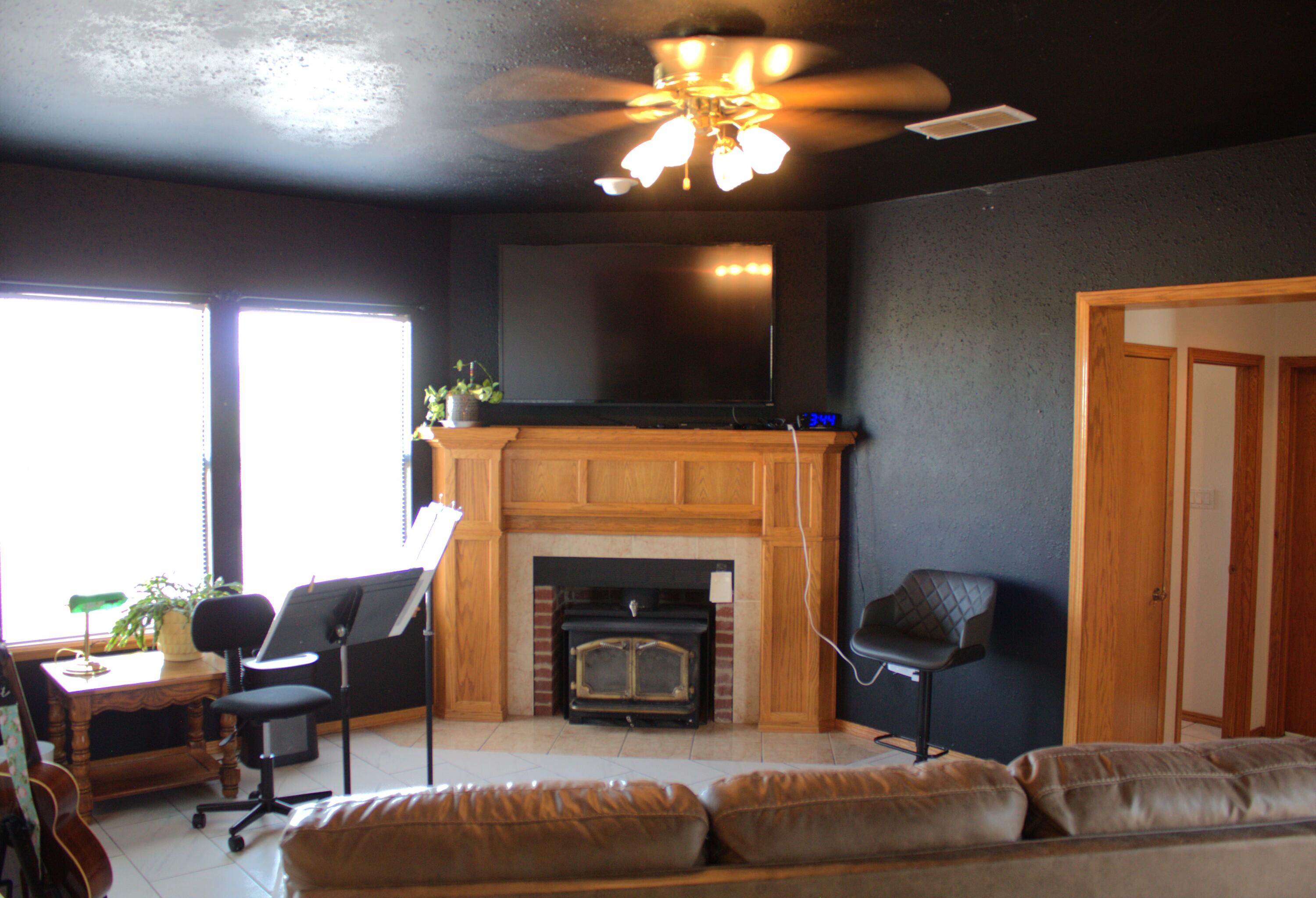 Photo 8 — 629 Conchas Drive