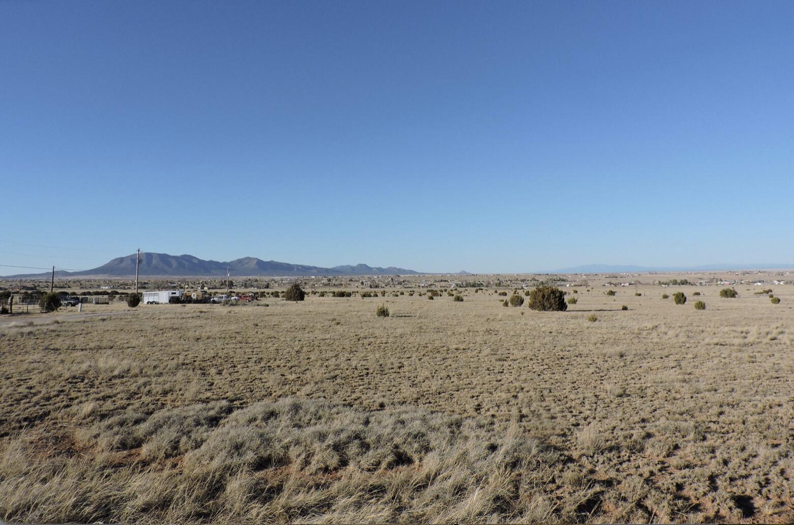 11 Cunningham, Edgewood, NM 87015