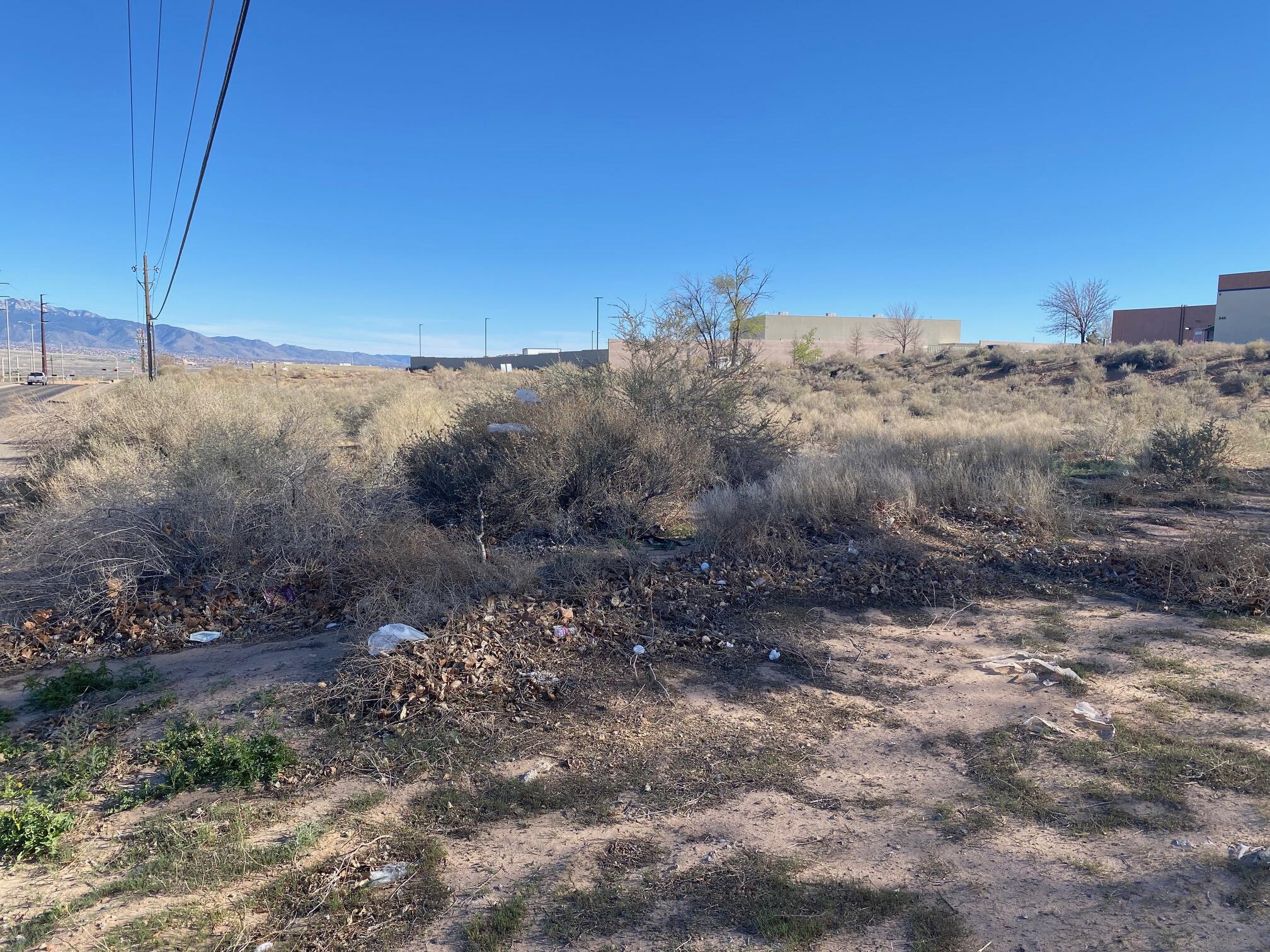 Photo 4 — 561 Vortex Road NE