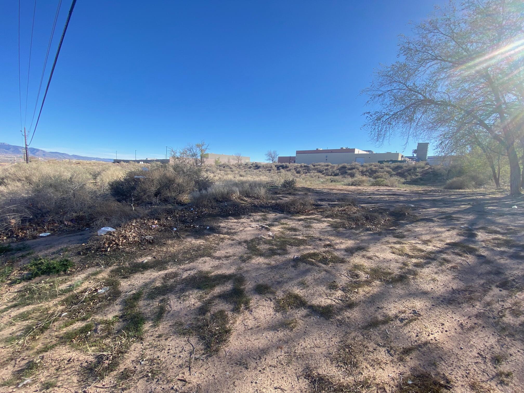 Photo 5 — 561 Vortex Road NE
