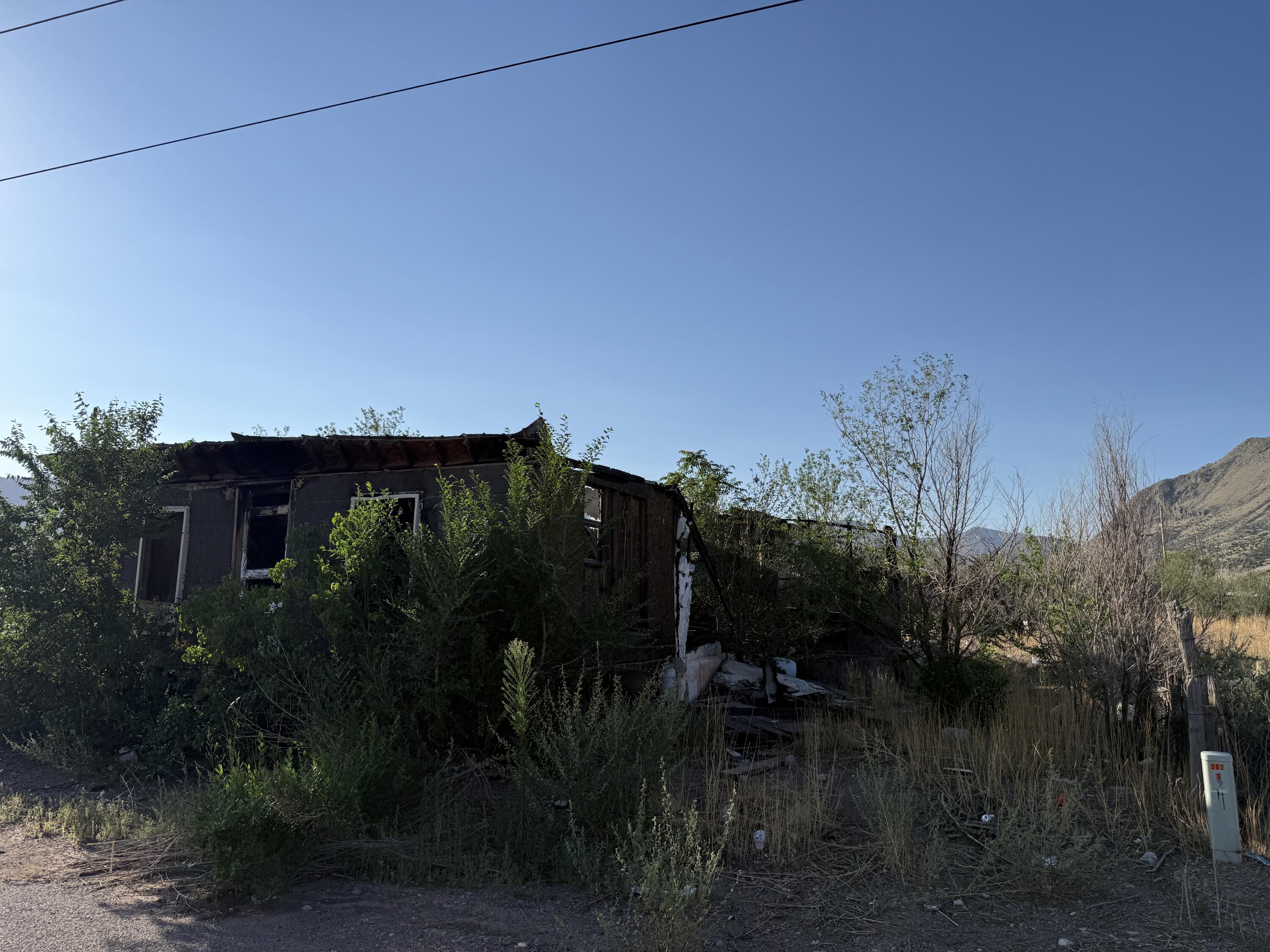 Photo 2 — 901 3rd Street