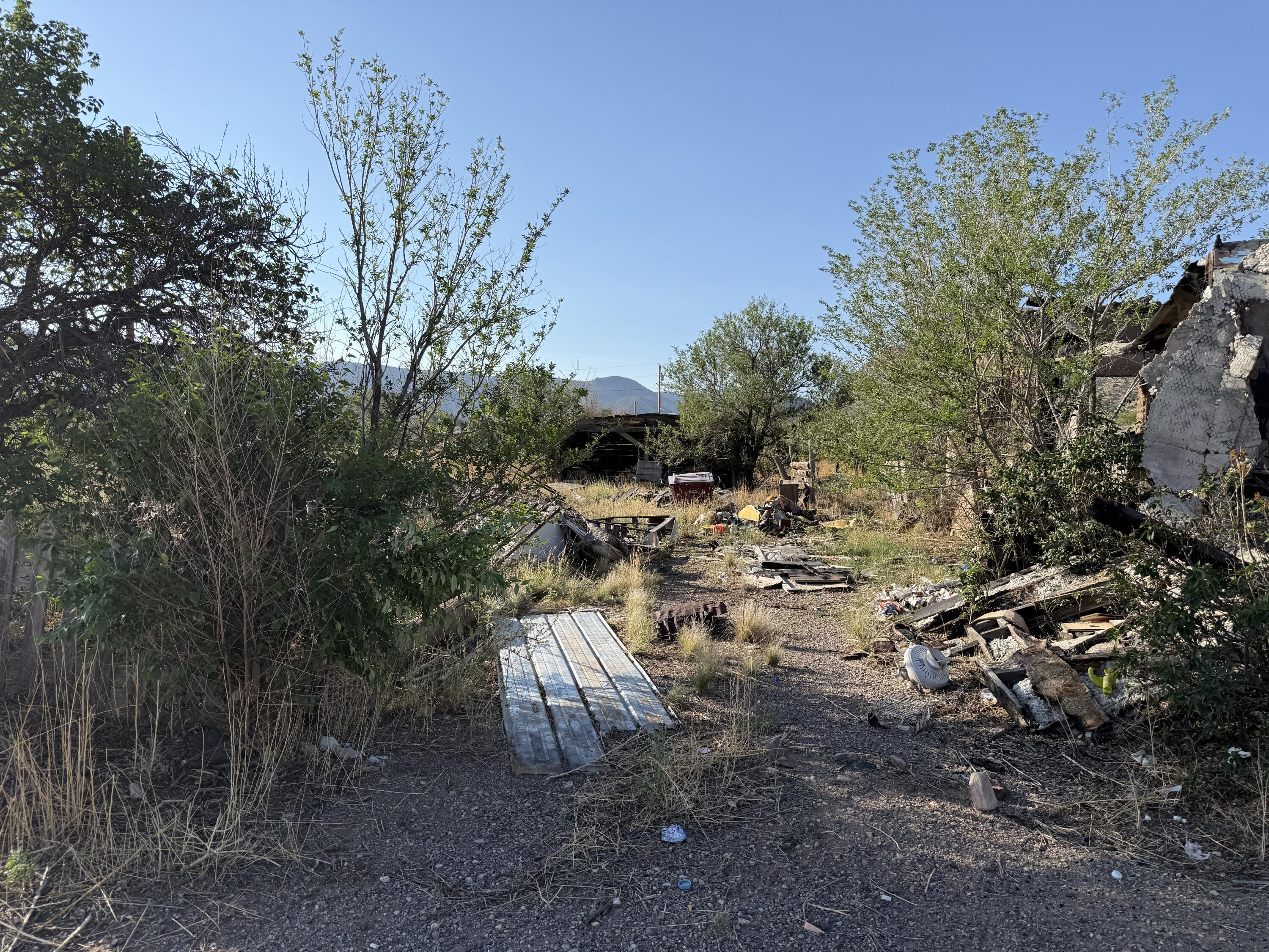 Photo 4 — 901 3rd Street