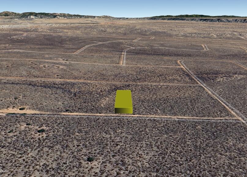 Photo 3 —  Halstead (U26 B160 l32) .5 ac. Road NW