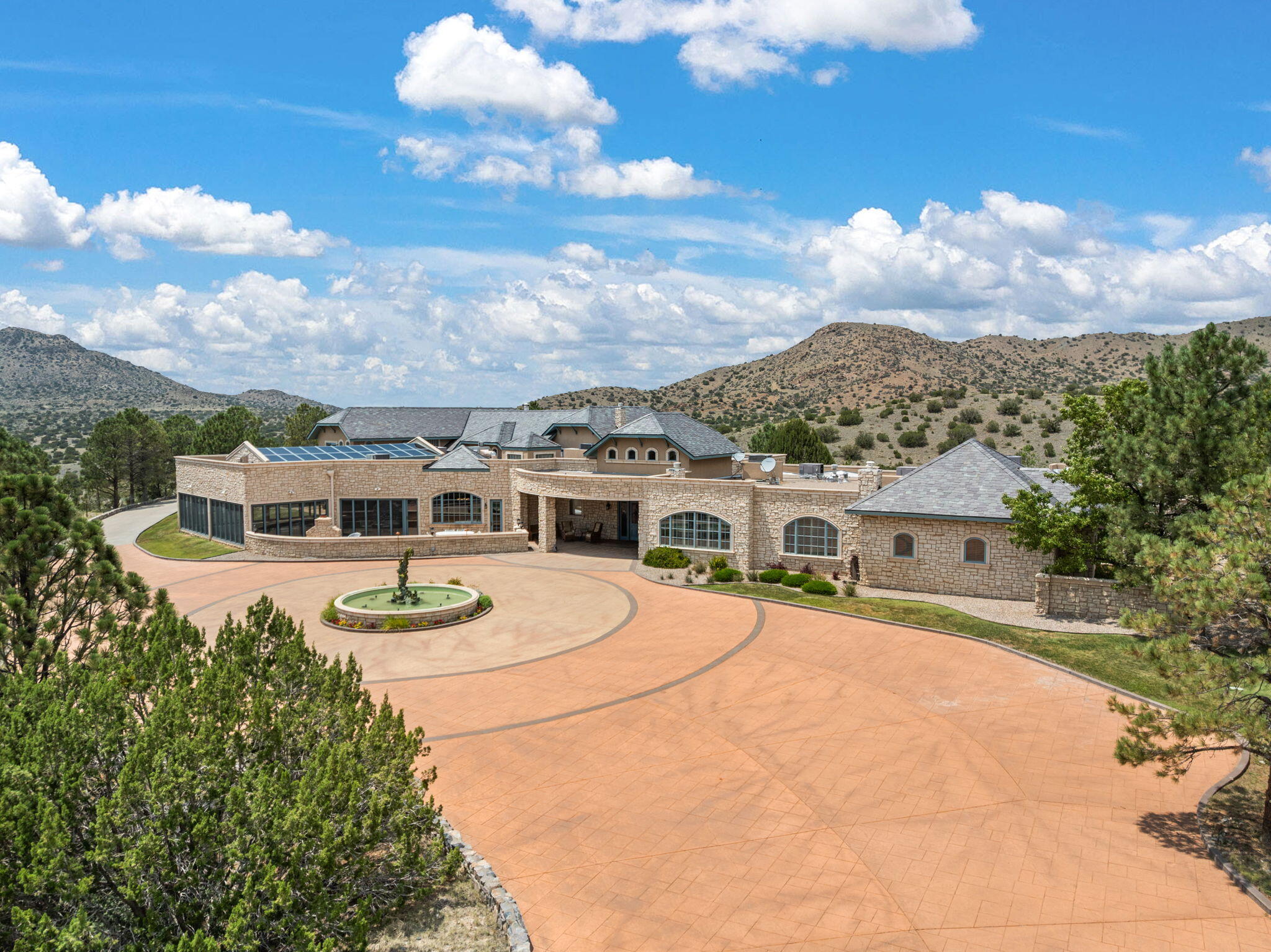 Photo 11 — 3150 Coyote Trail