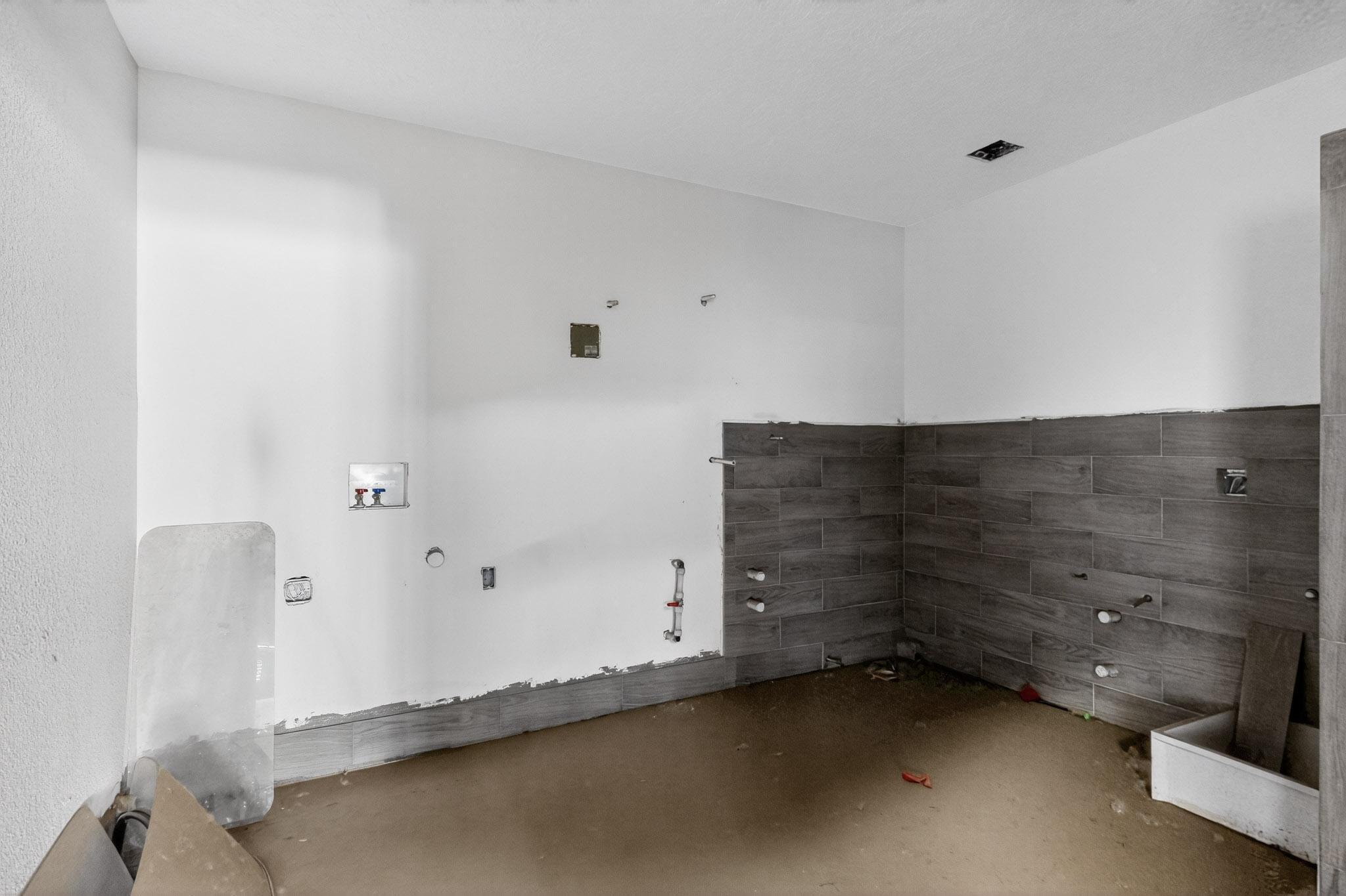 Photo 10 — 8700 BATES Road SE