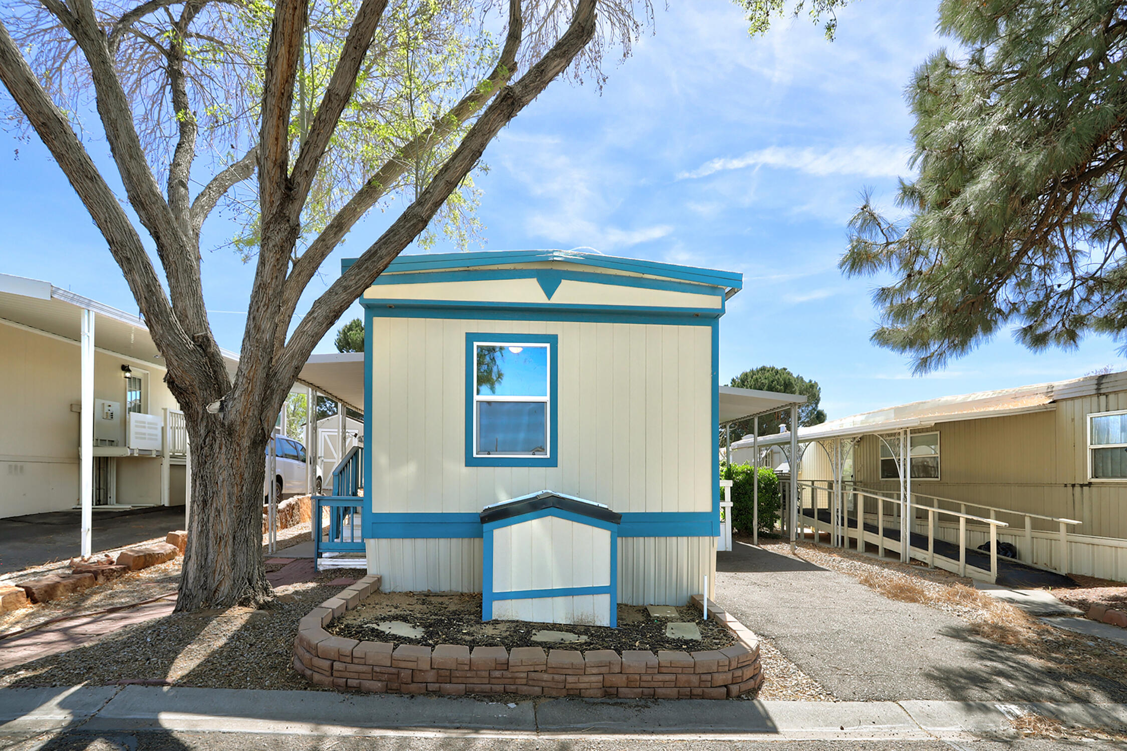 Photo 12 — 7112 Pan American NE 113