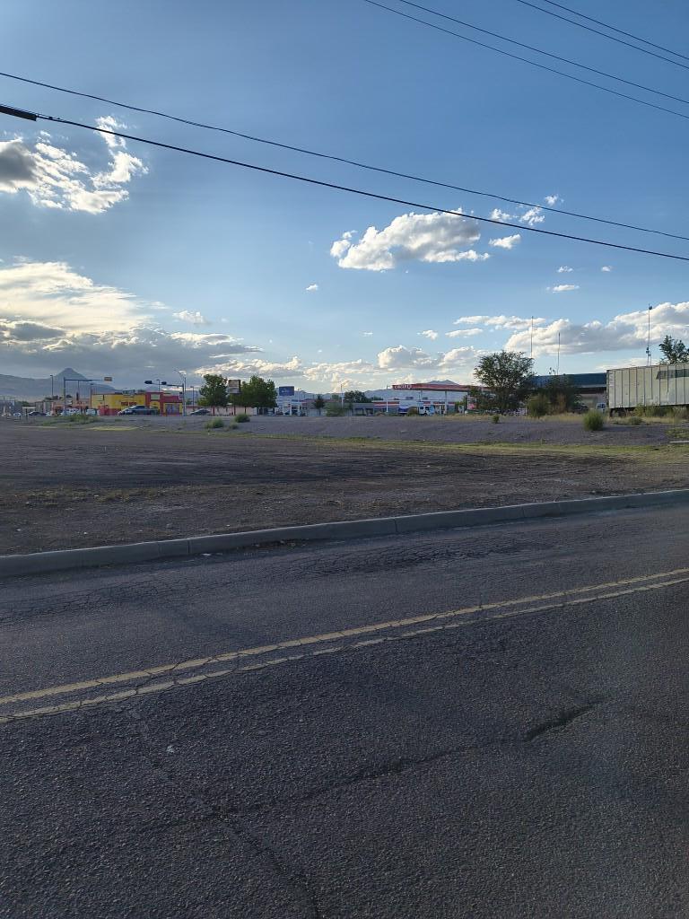Photo 5 — 916 6th ST.