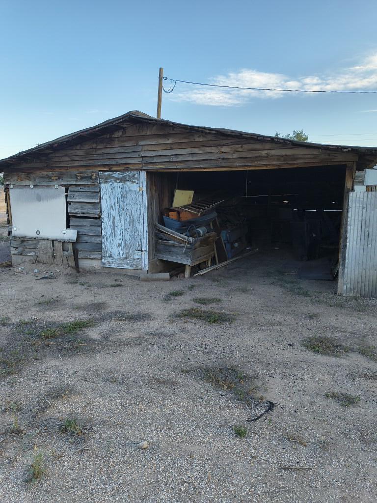 Photo 9 — 916 6th ST.
