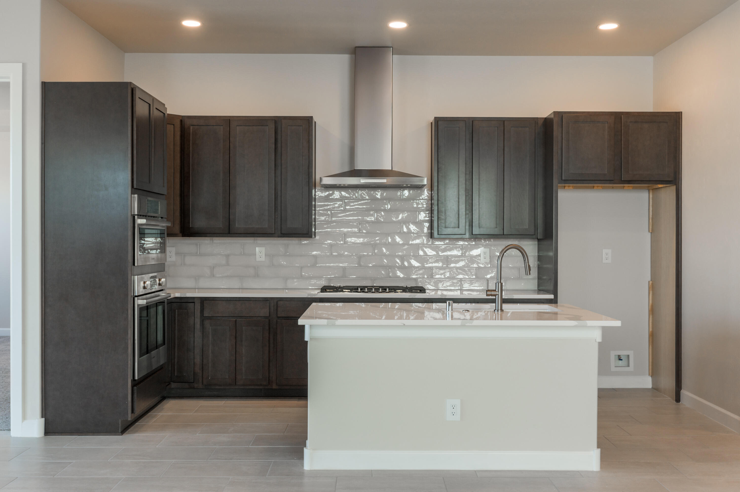 Photo 11 — 1025 Aleen Road SE