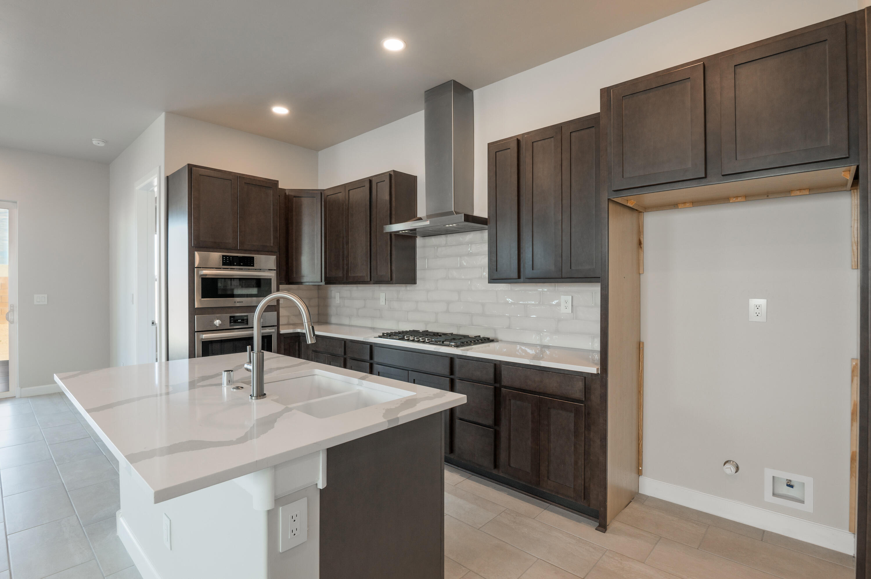 Photo 12 — 1025 Aleen Road SE