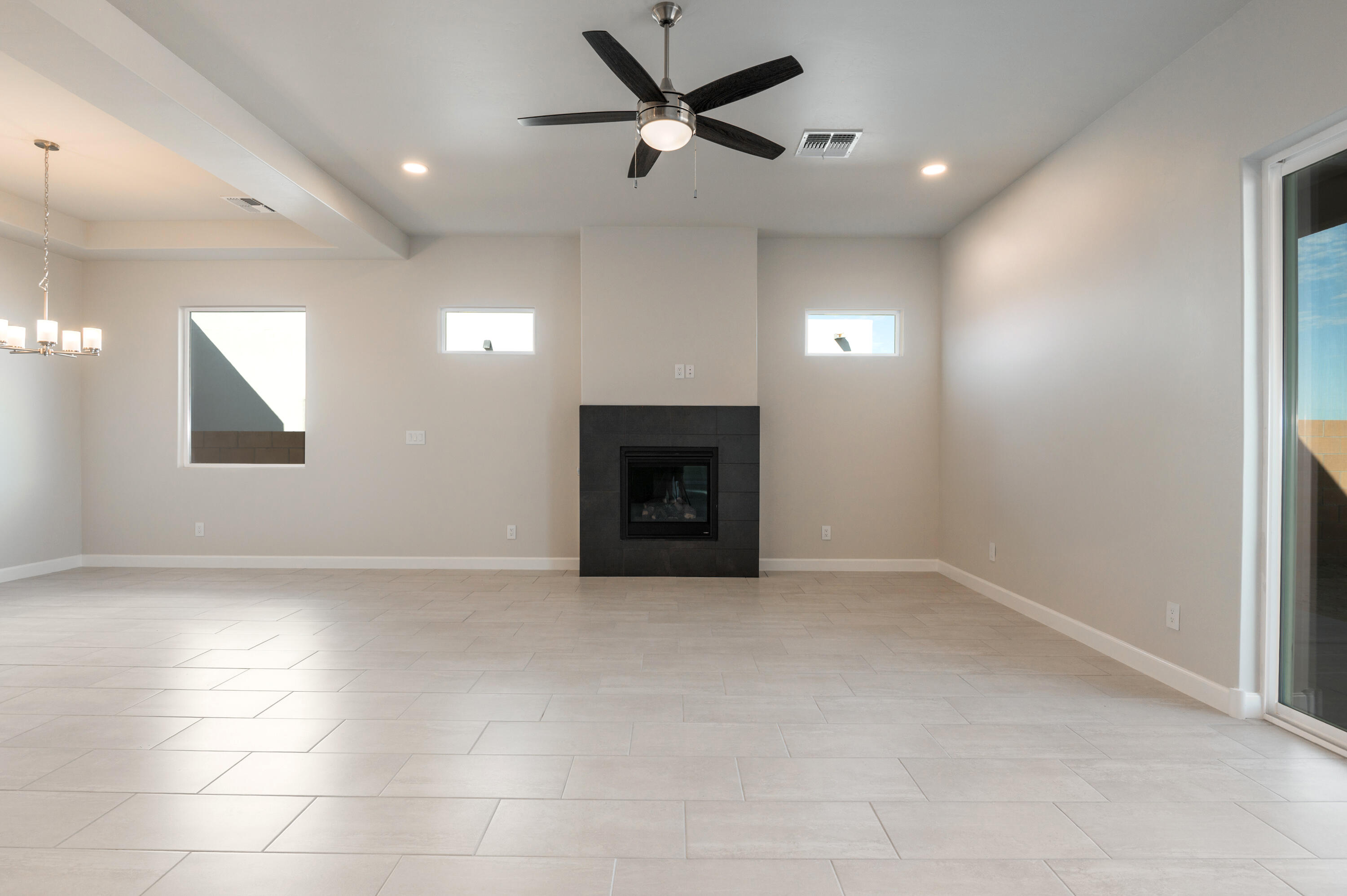 Photo 6 — 1025 Aleen Road SE