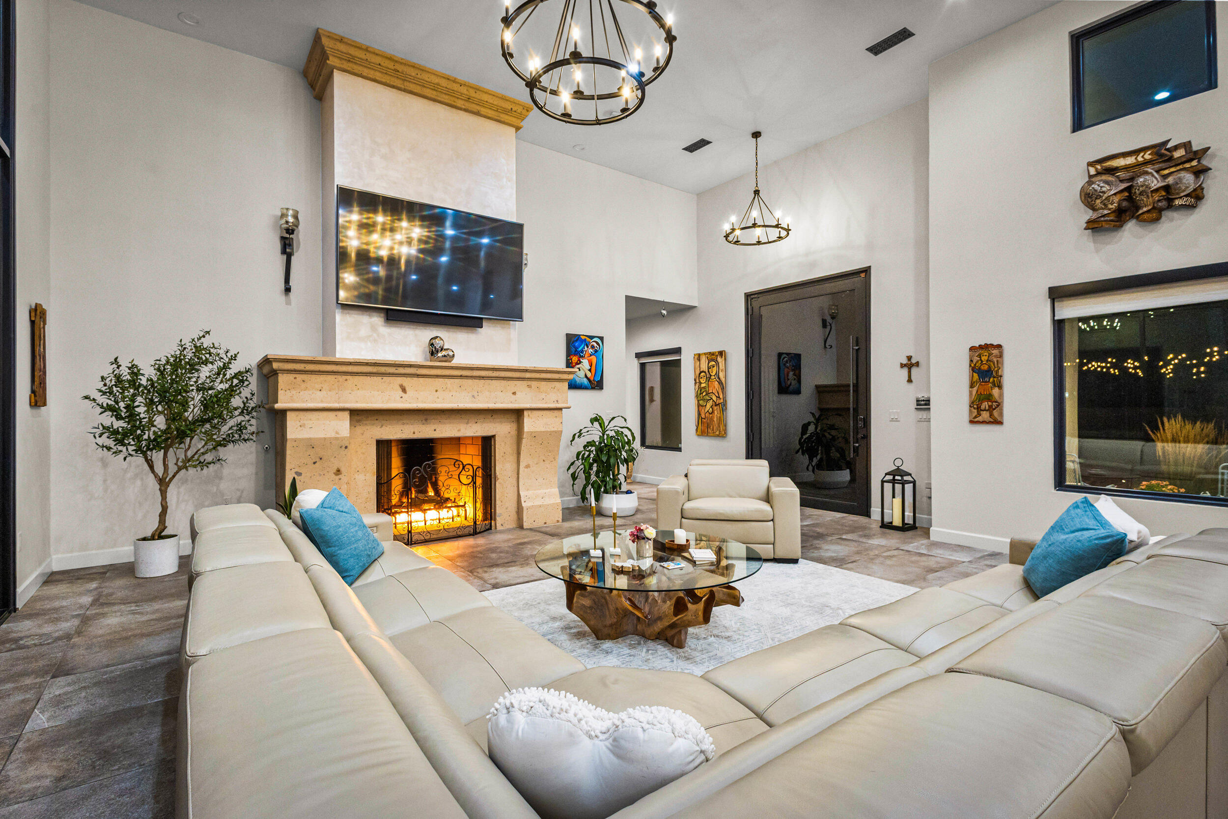 Photo 4 — 3200 CALLE VIGO NW