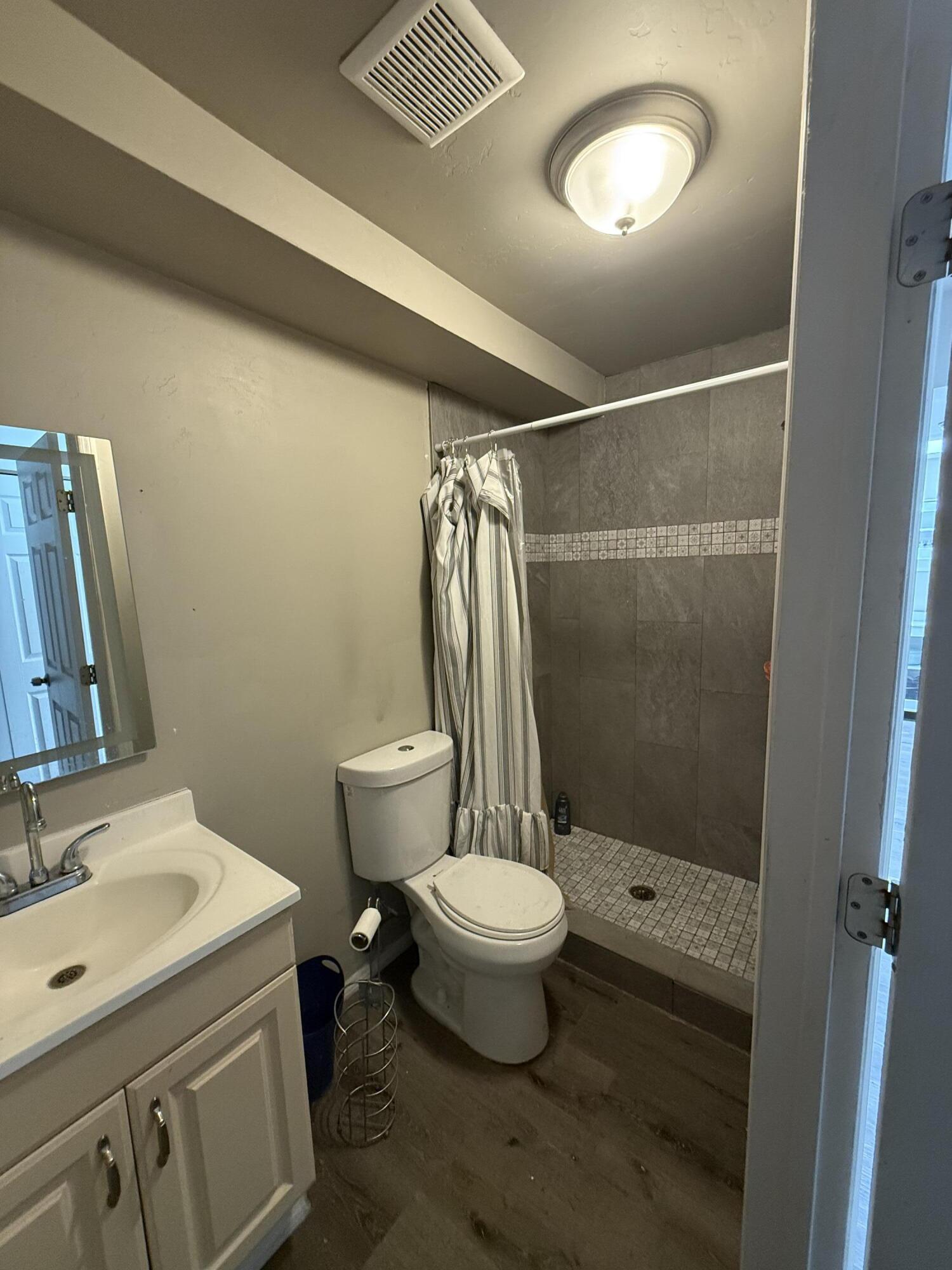 Photo 8 — 109 LA PLATA Road NW