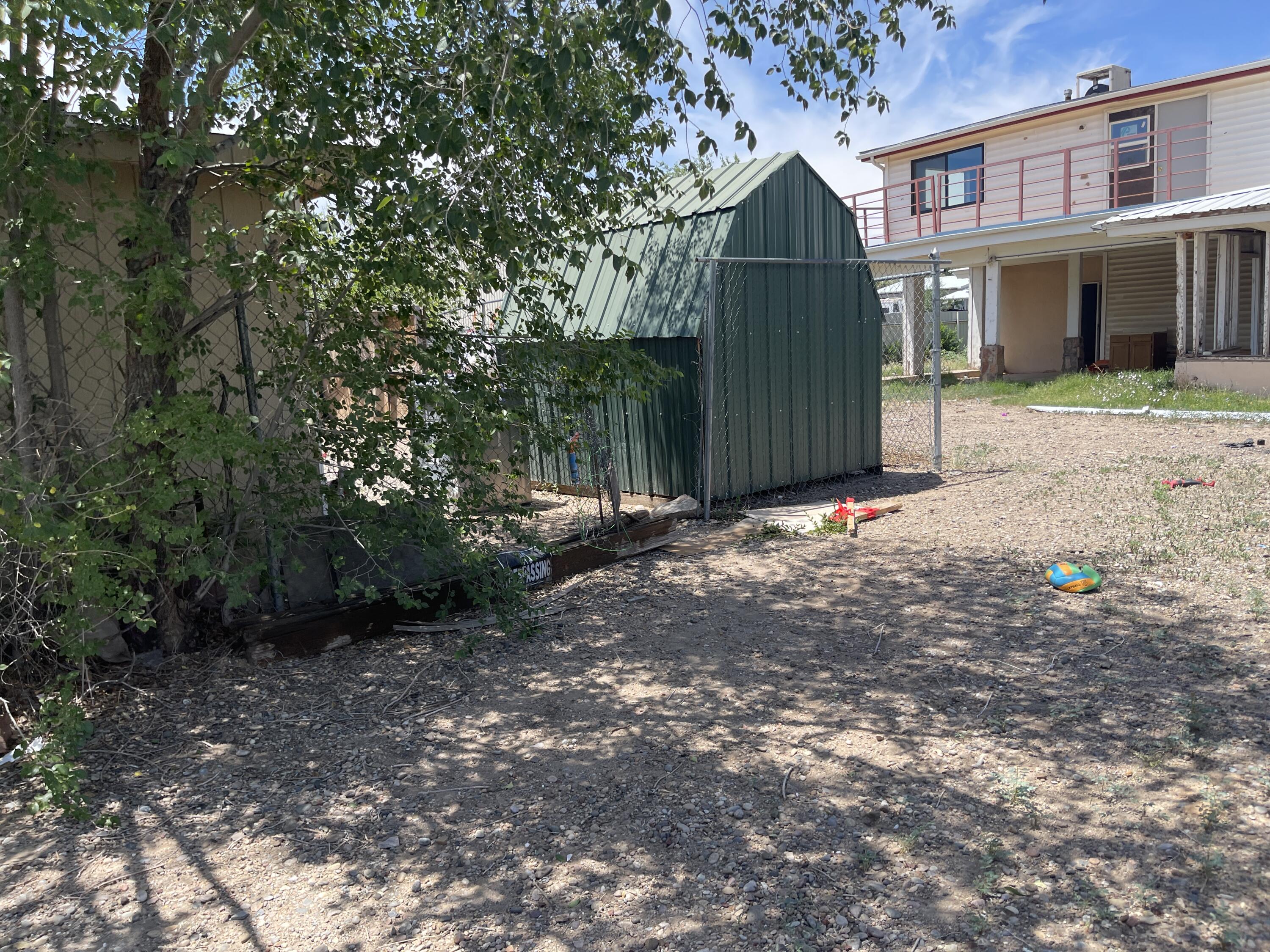 Photo 6 — 419 S 10TH Street