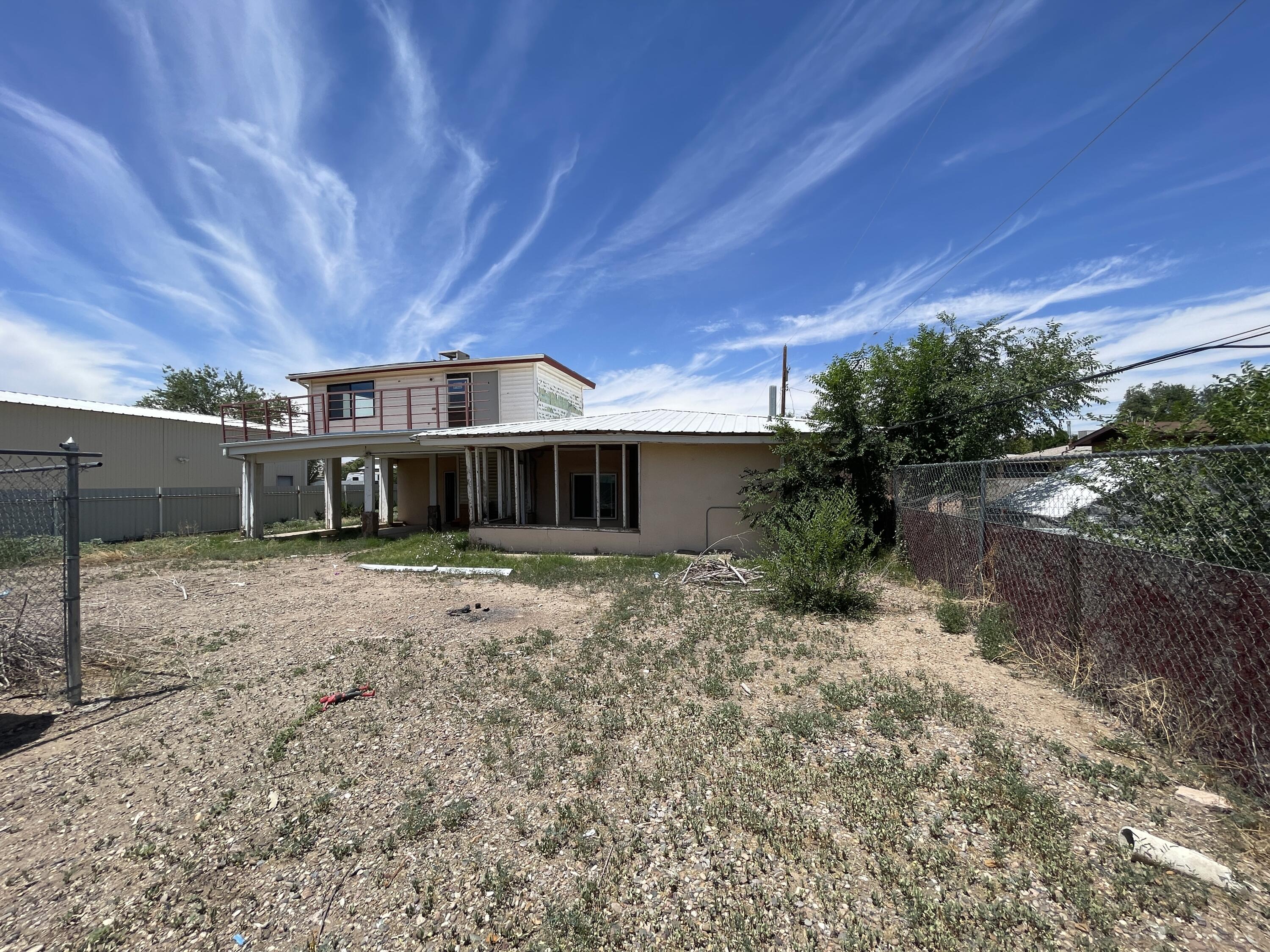 Photo 8 — 419 S 10TH Street