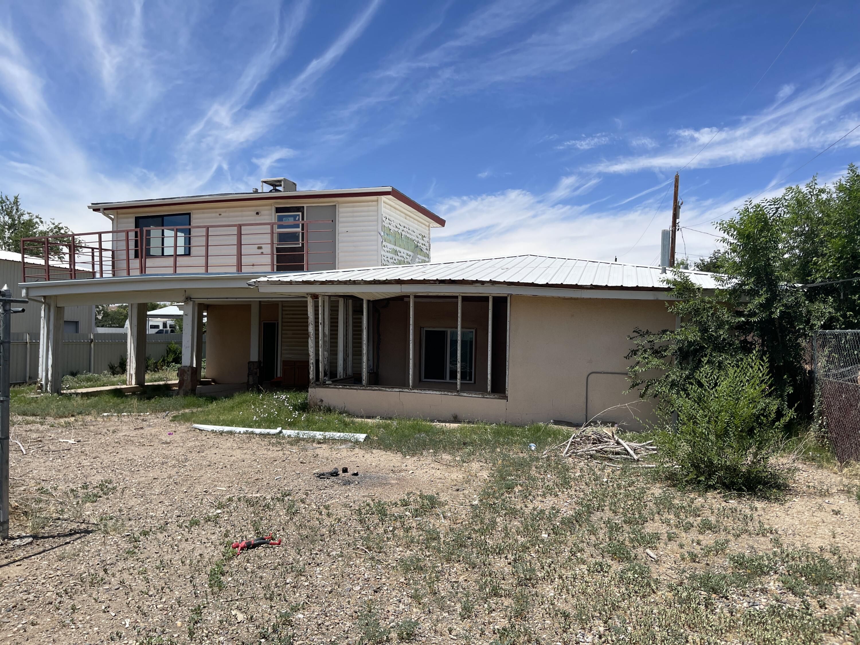 Photo 10 — 419 S 10TH Street