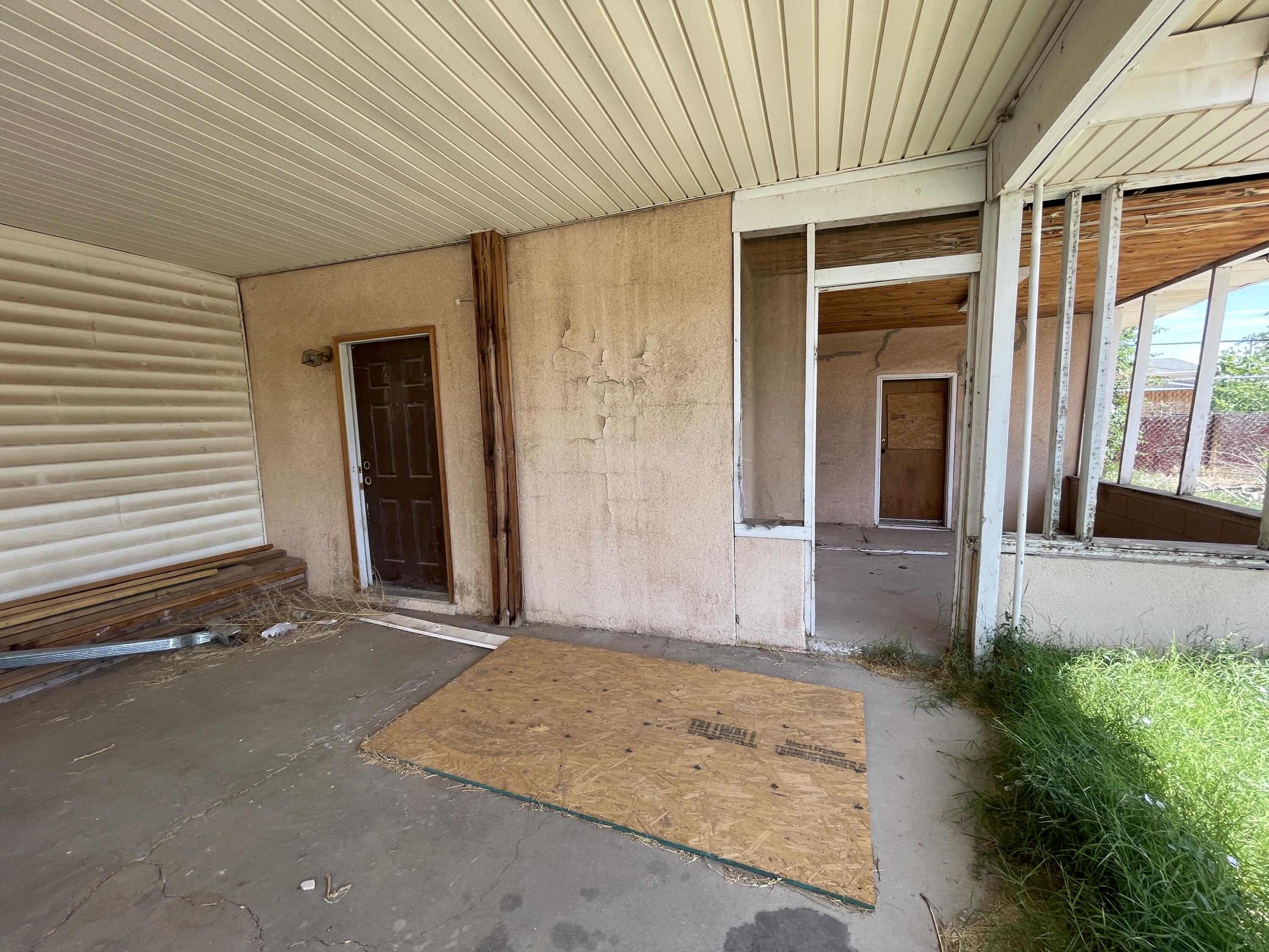 Photo 11 — 419 S 10TH Street