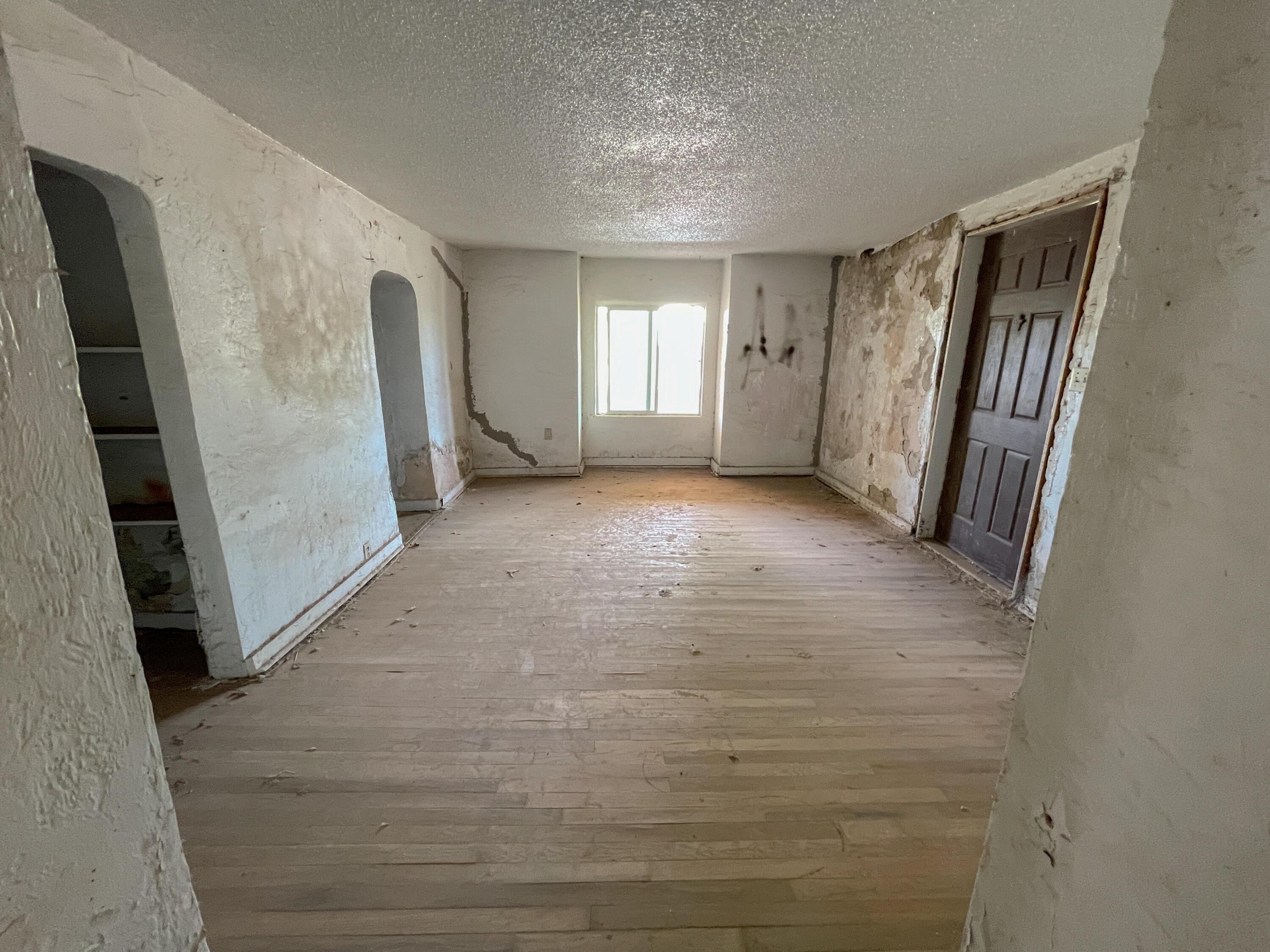 Photo 16 — 419 S 10TH Street