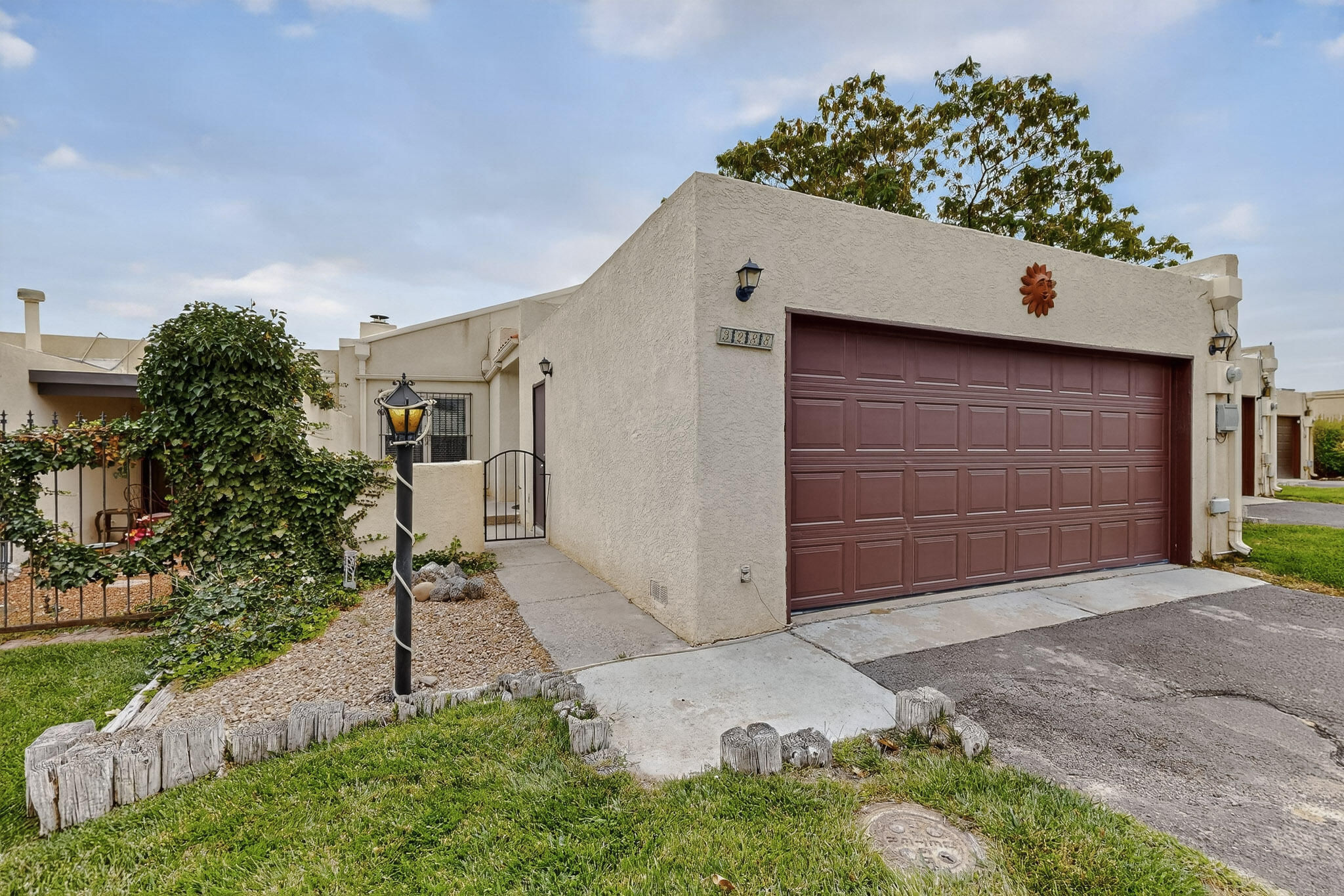 Photo 3 — 3288 ESPLANADE Circle SE