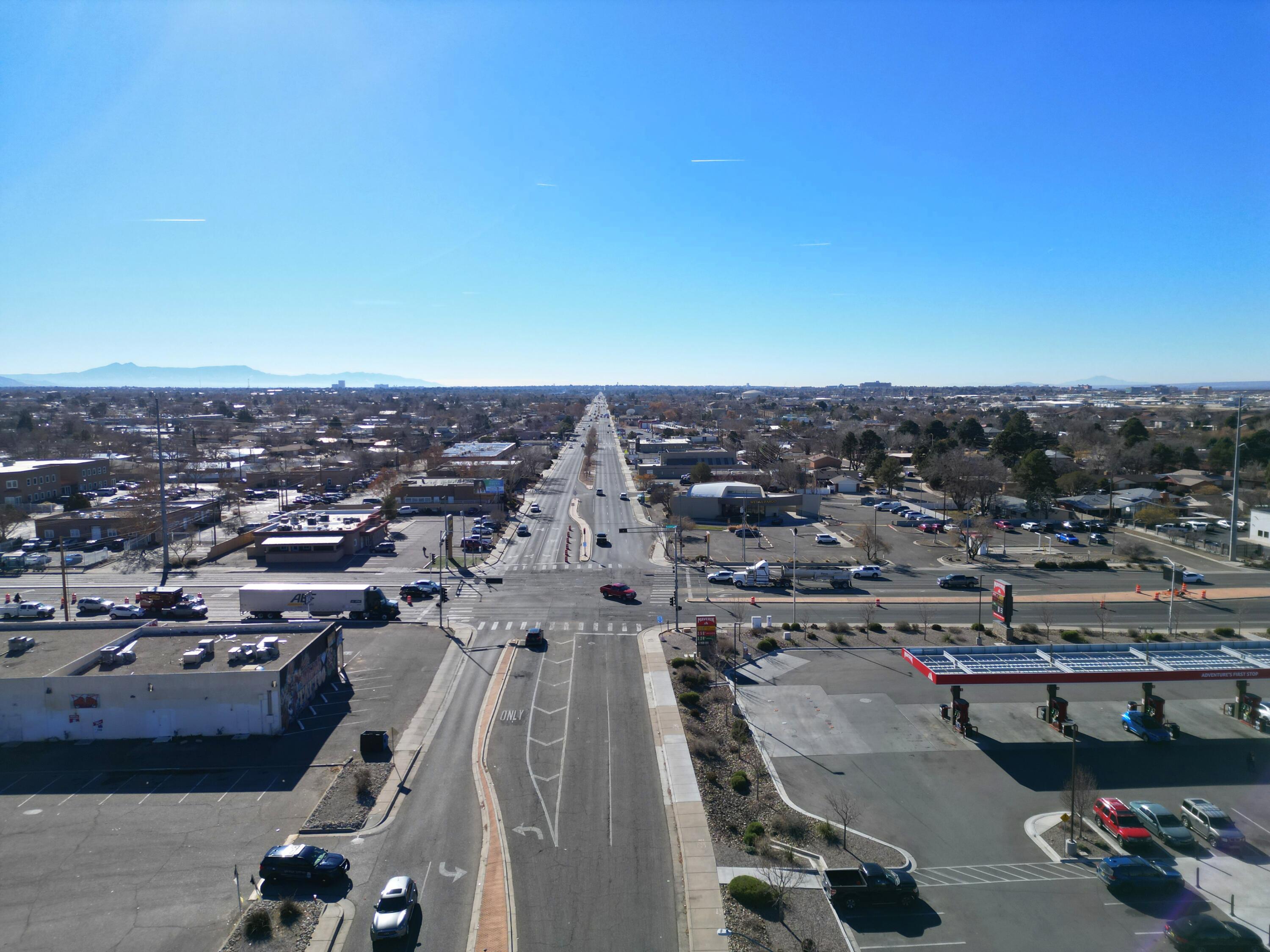 Photo 8 — 4601 Carlisle Boulevard NE D16