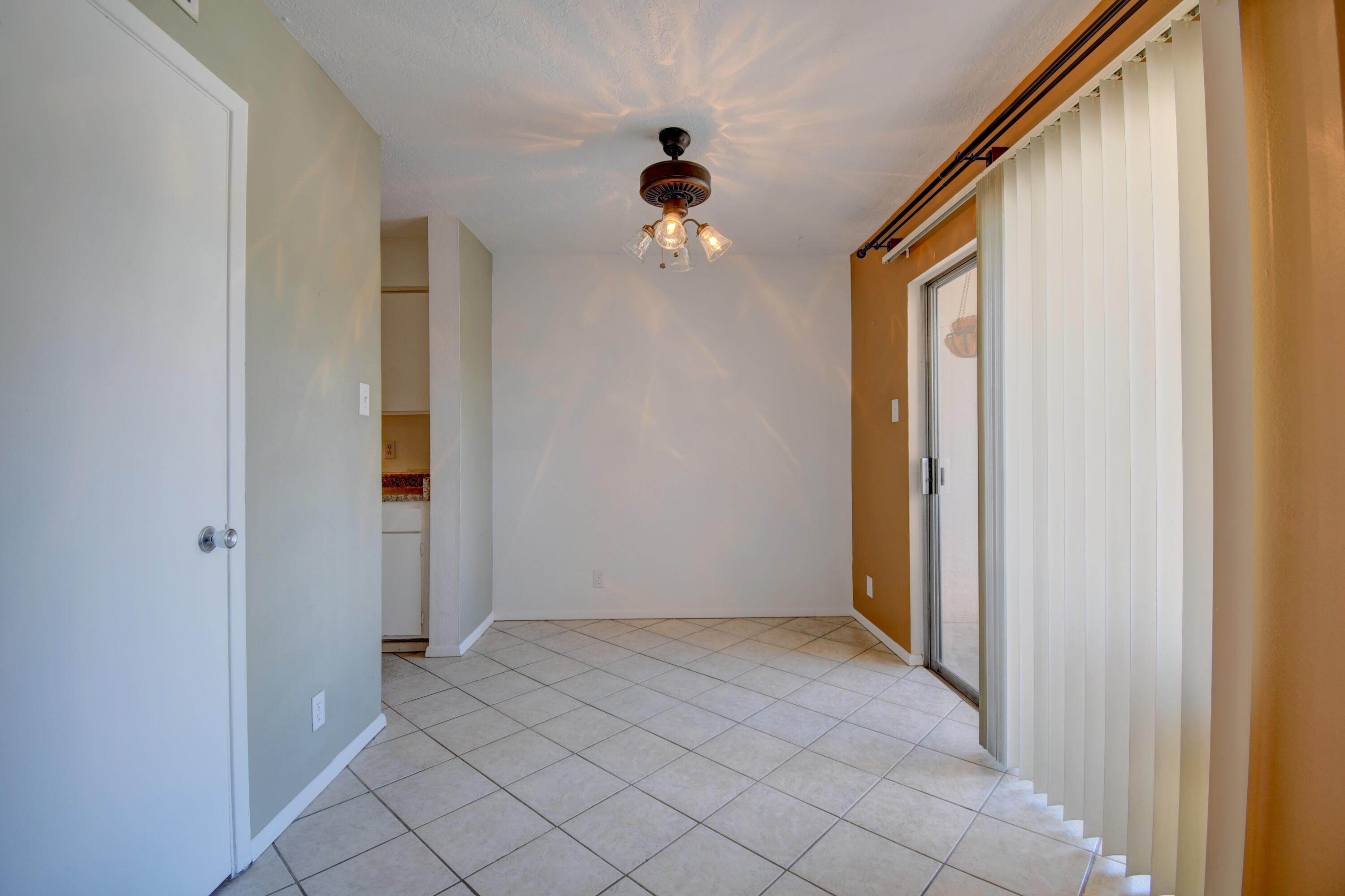 Photo 19 — 4601 Carlisle Boulevard NE D16