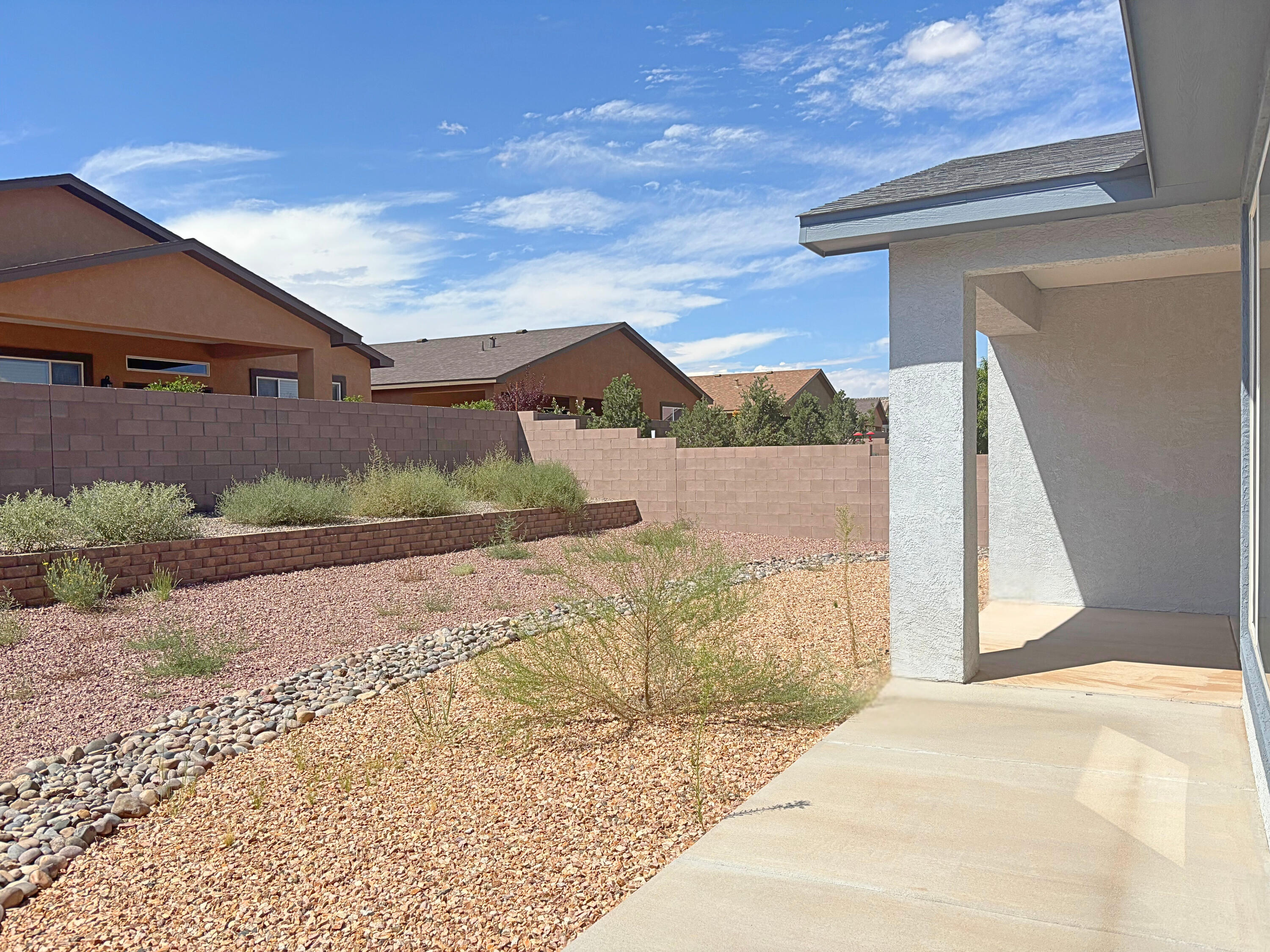 Photo 3 — 531 RIO CHAMA Circle SW