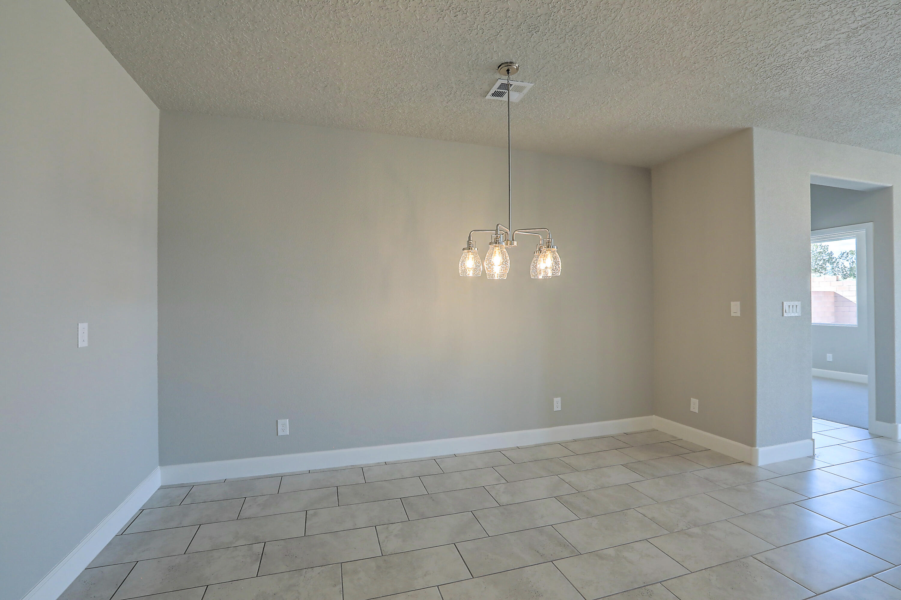 Photo 18 — 6817 Cleary Loop NE