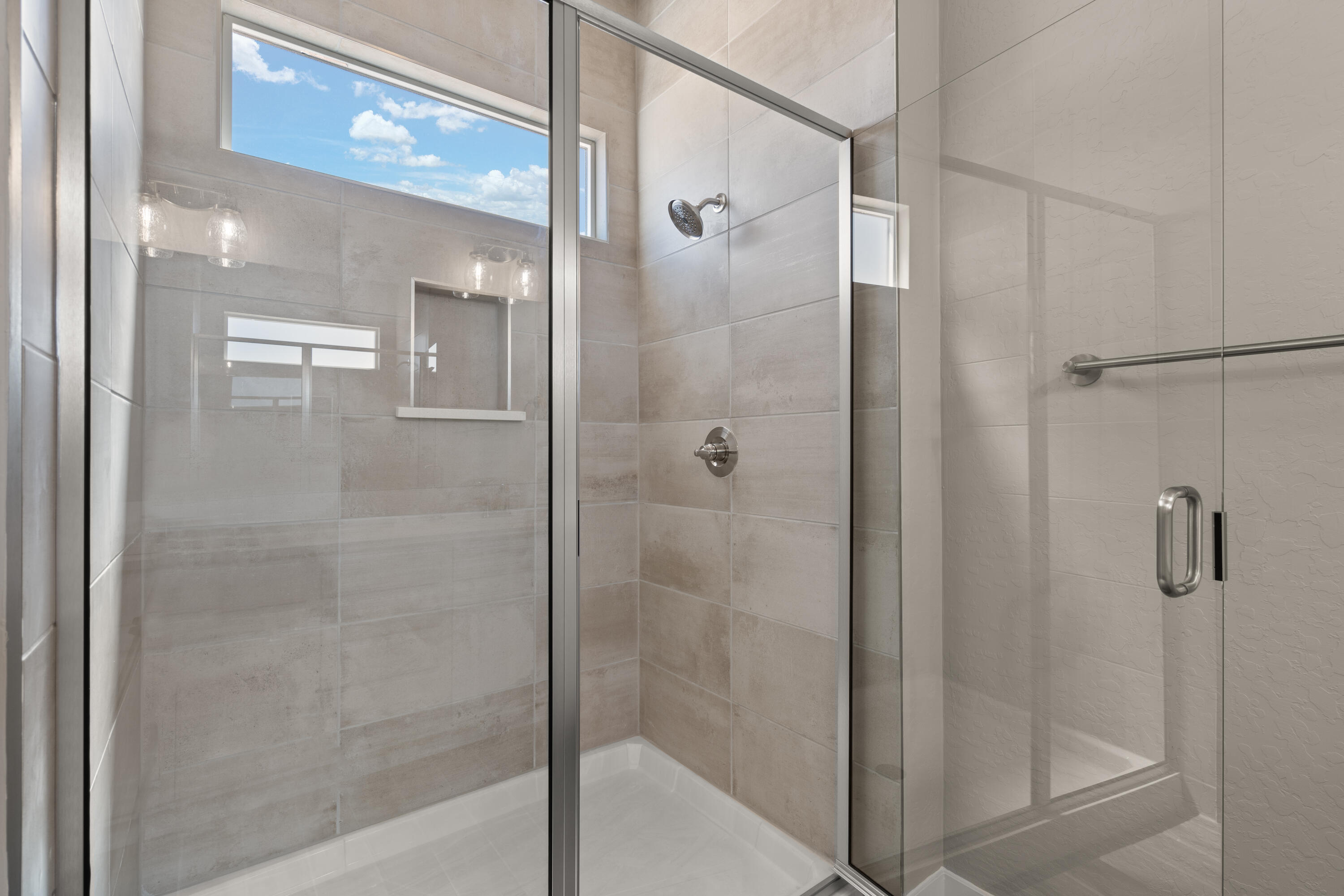 Photo 5 — 6704 Zachary Road NE