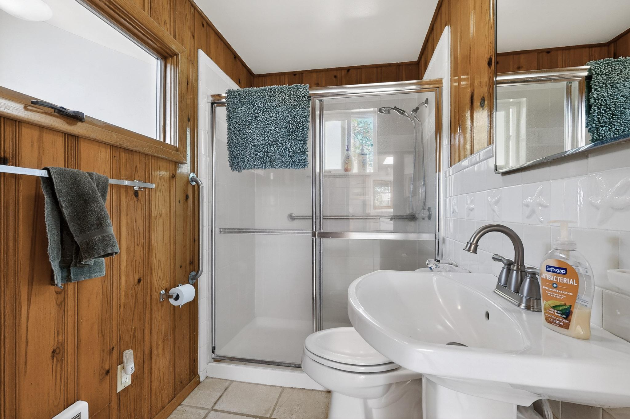 Photo 4 — 71 Olguin Road