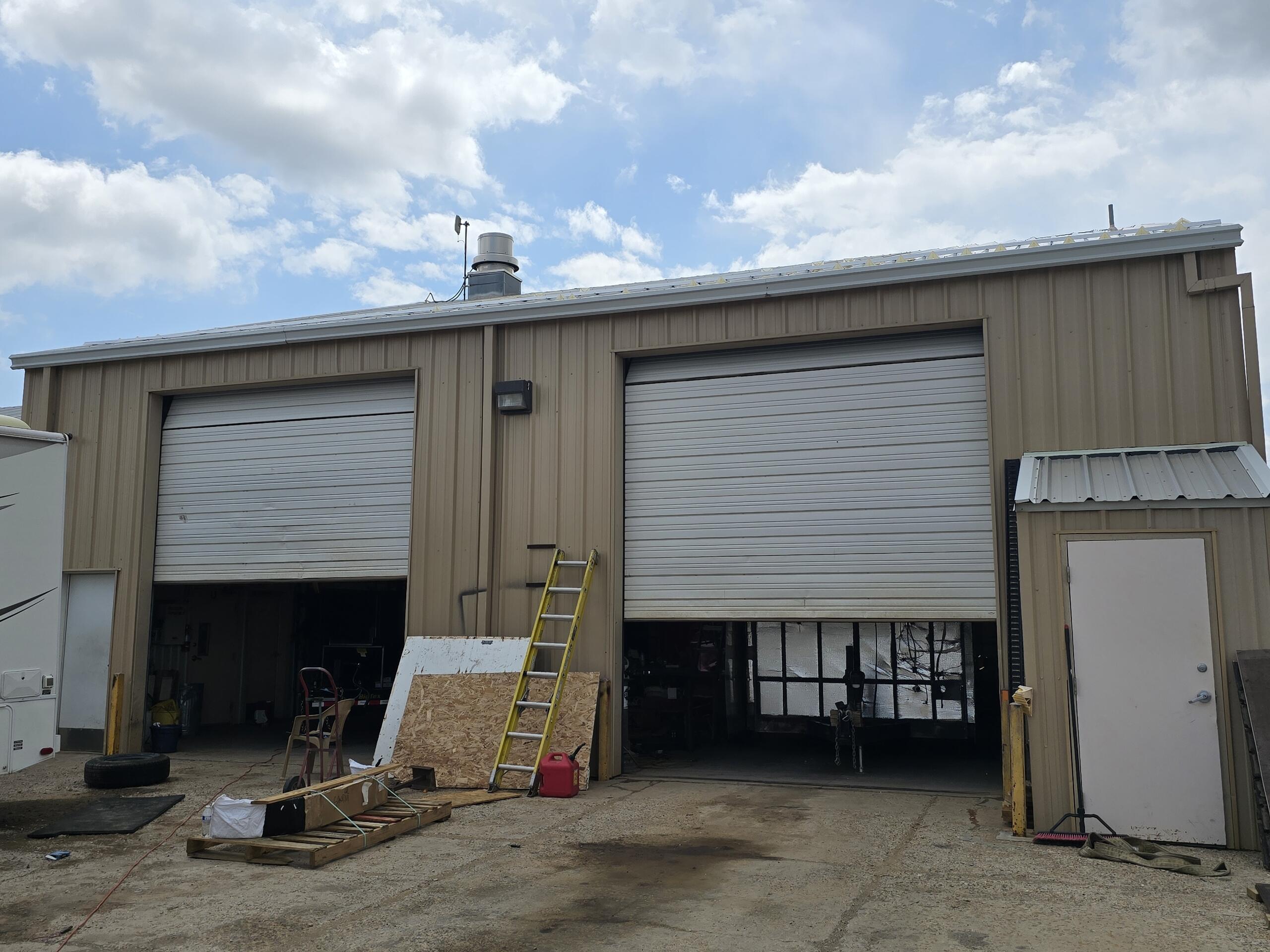 Photo 10 —  Sandia Trailer Sales