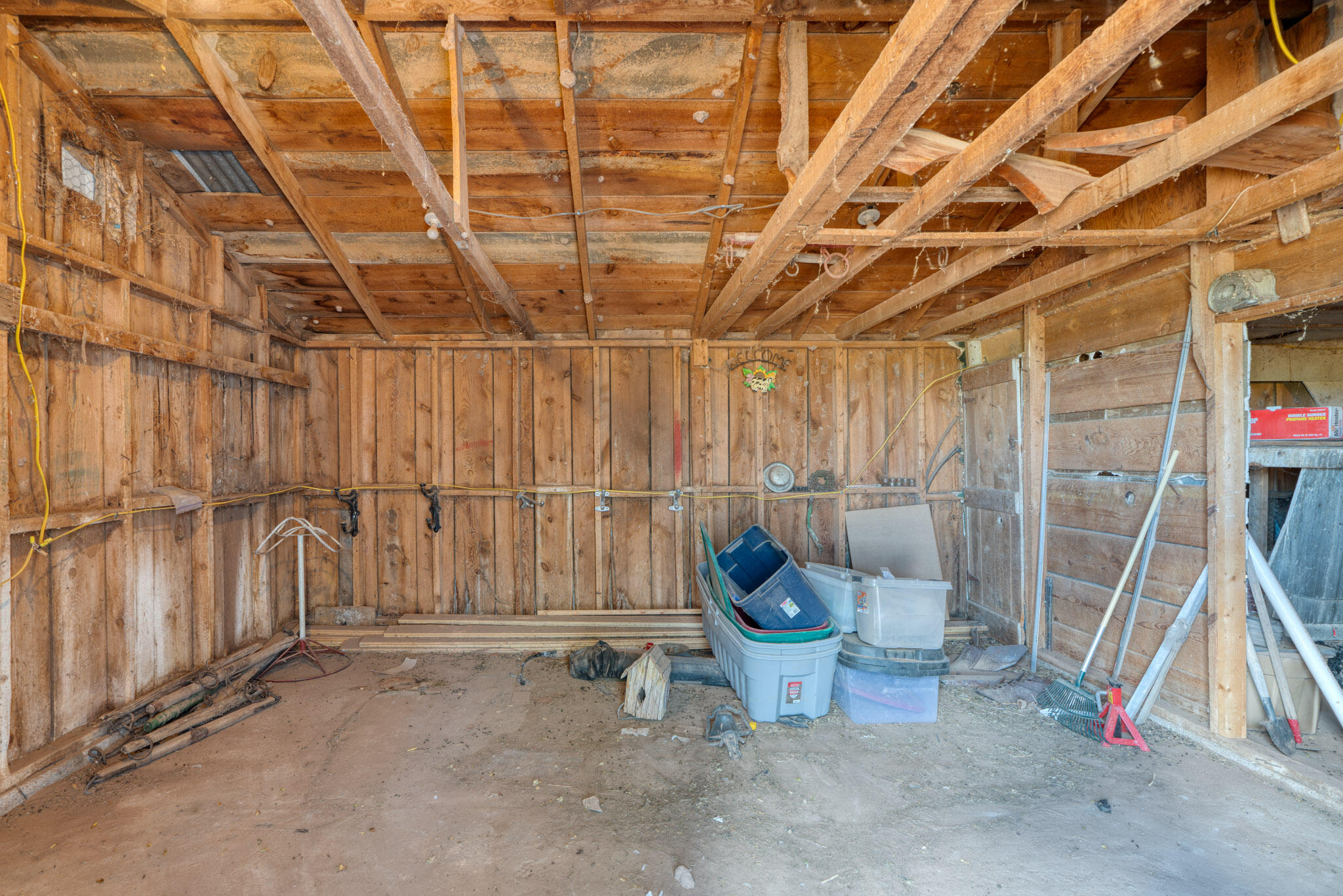 Photo 16 — 391 W Howell Road