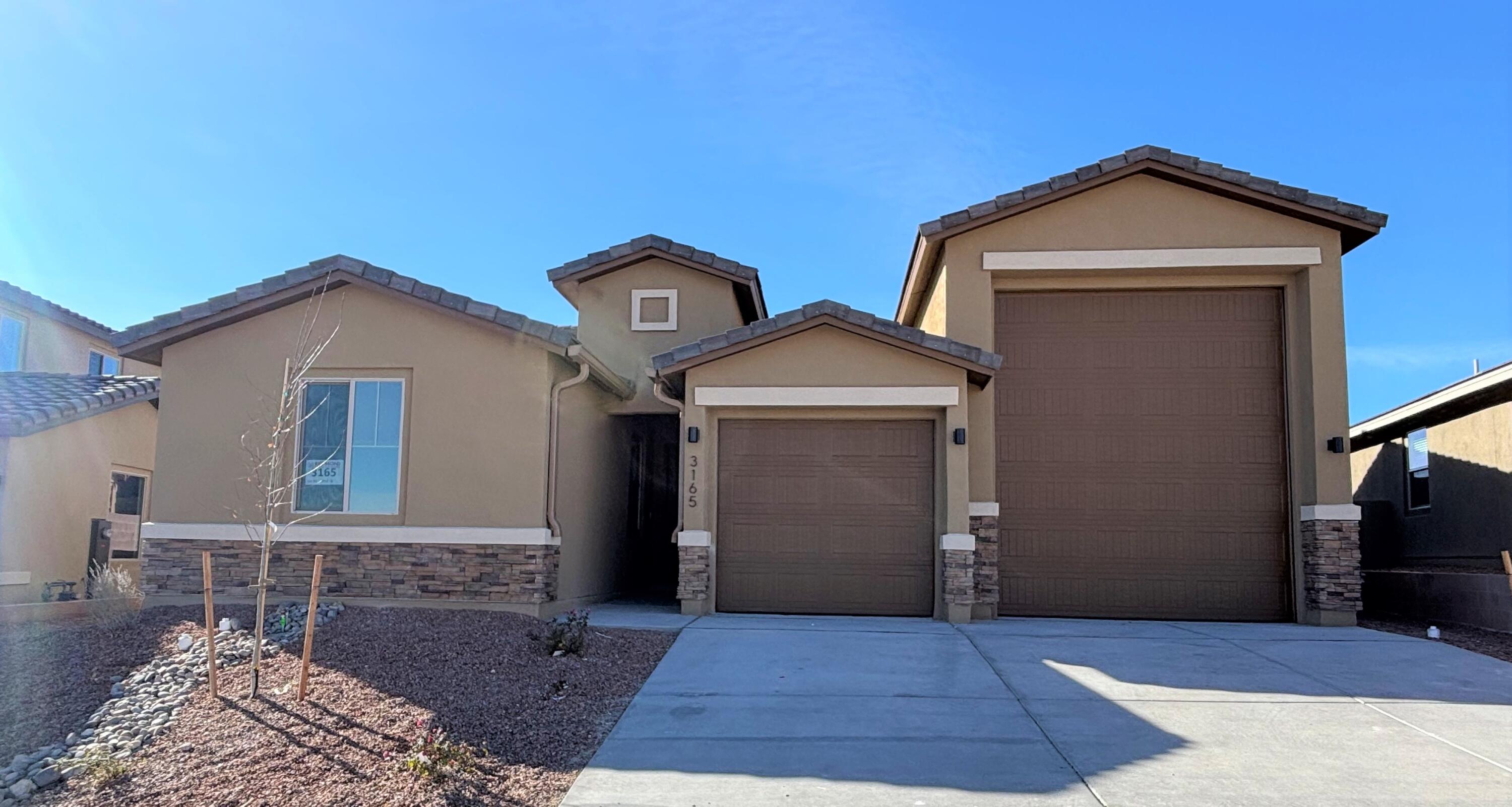 3165 Wolf Tail Loop NE, Rio Rancho, NM 87144