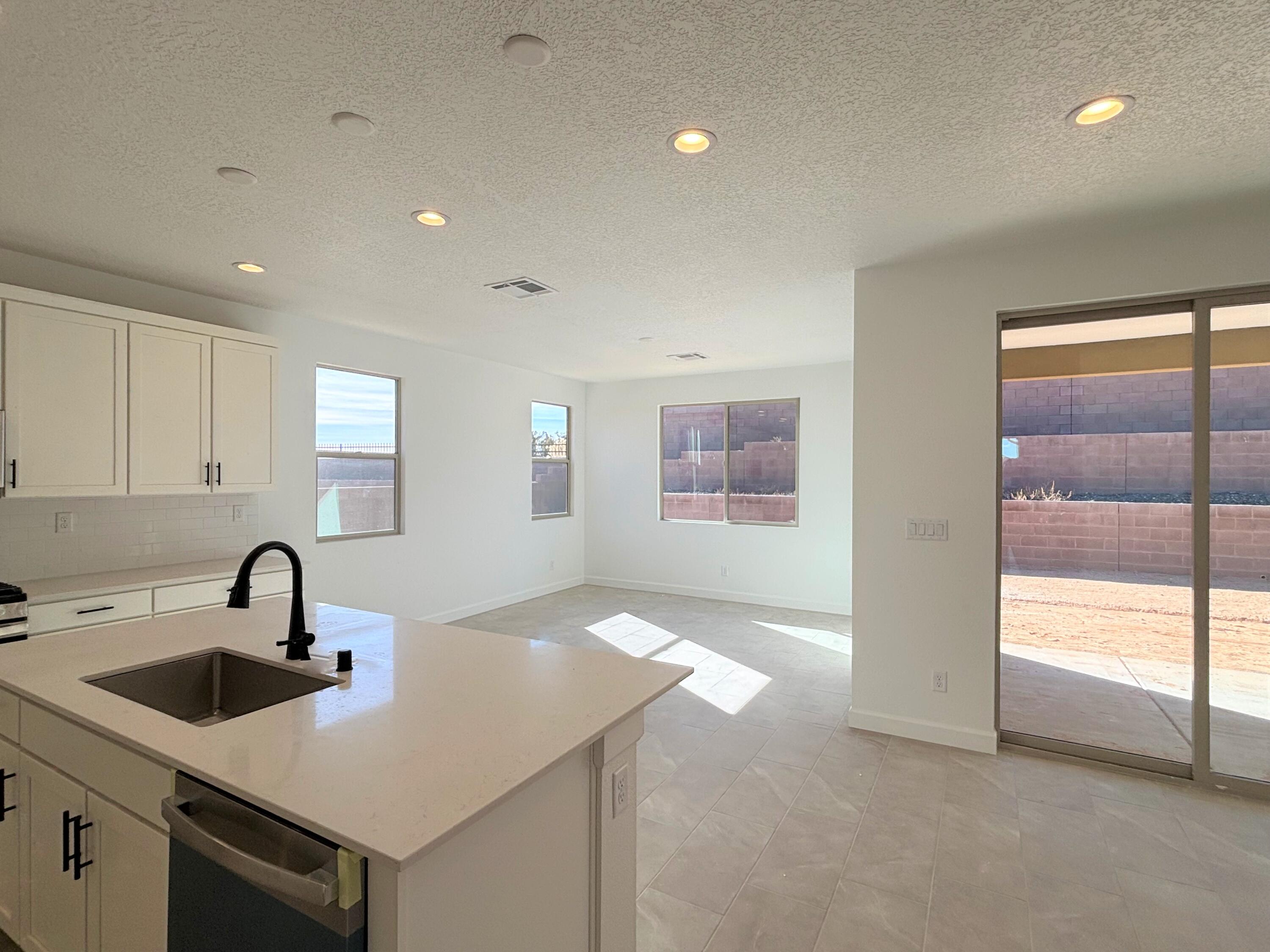 Photo 11 — 3165 Wolf Tail Loop NE